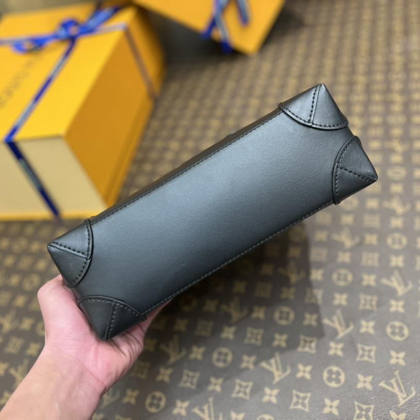 Louis Vuitton Steamer PM    M24436 - DopestKickz