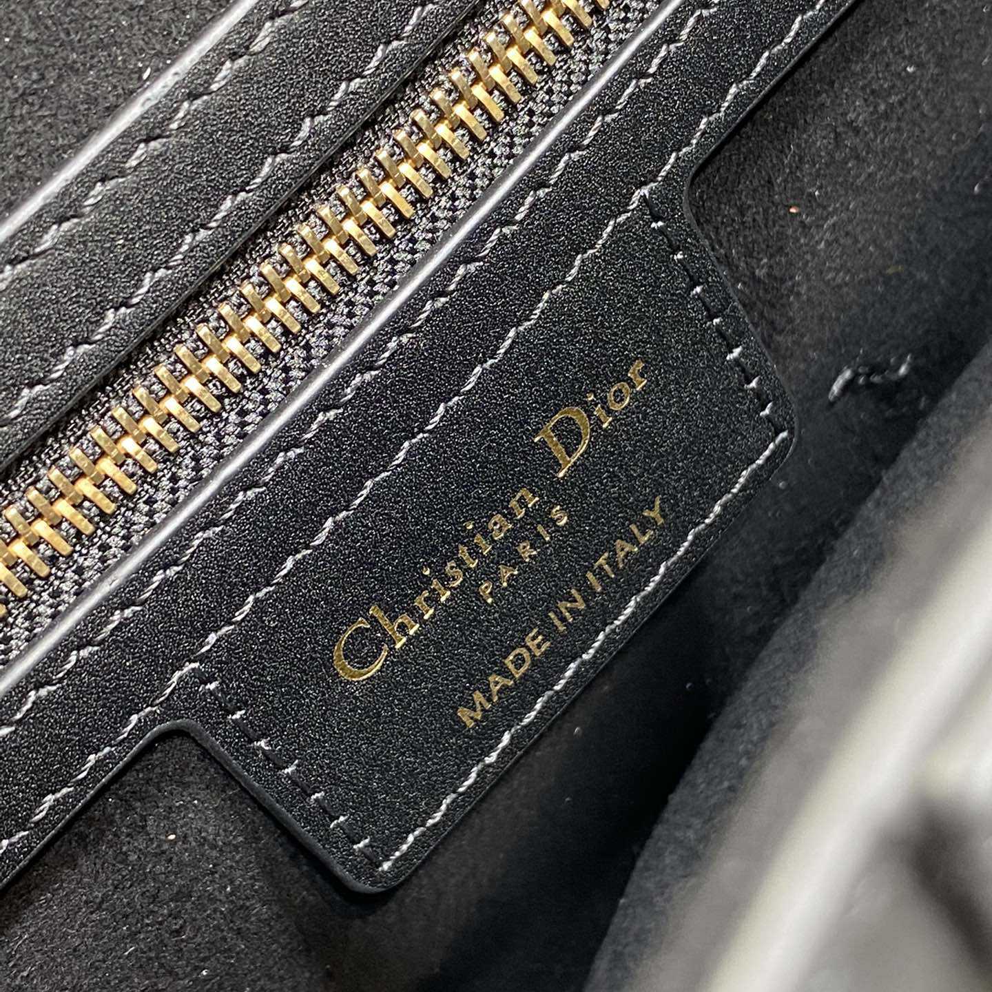 Dior Saddle Bag With Strap  (24×6×18cm) - DopestKickz