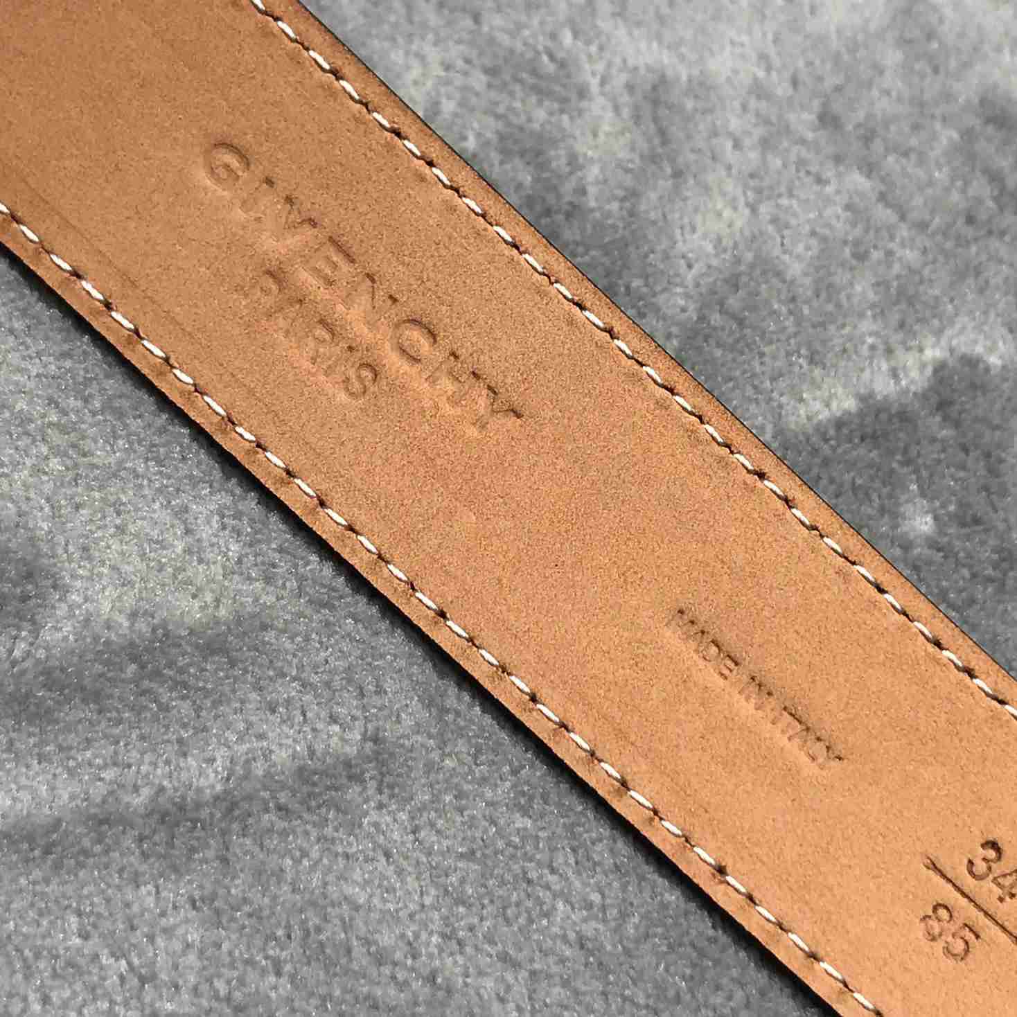 Givenchy  Leather Belt      30mm - DopestKickz