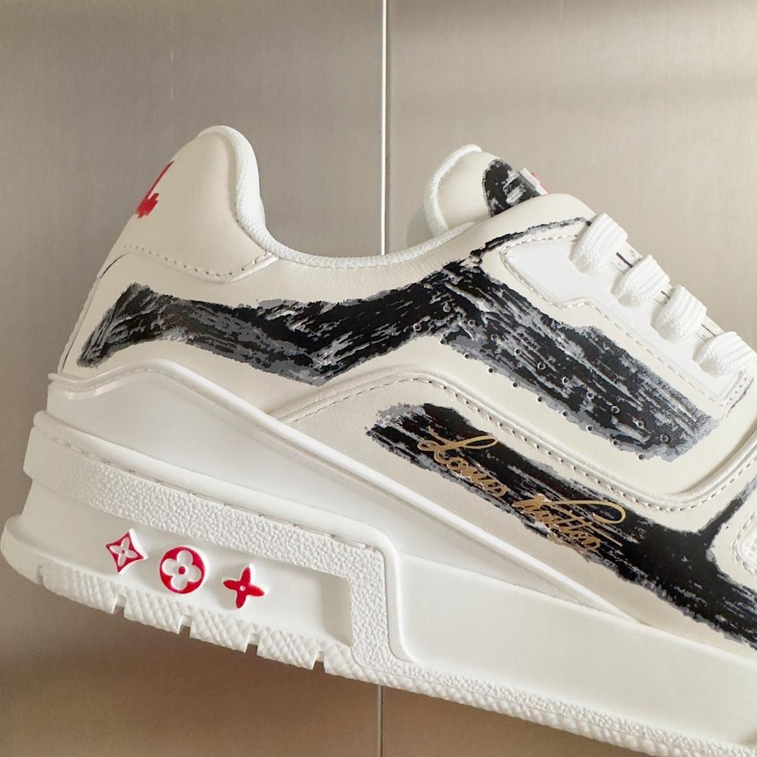 Louis Vuitton LV Trainer Sneaker    1ABLWJ - DopestKickz