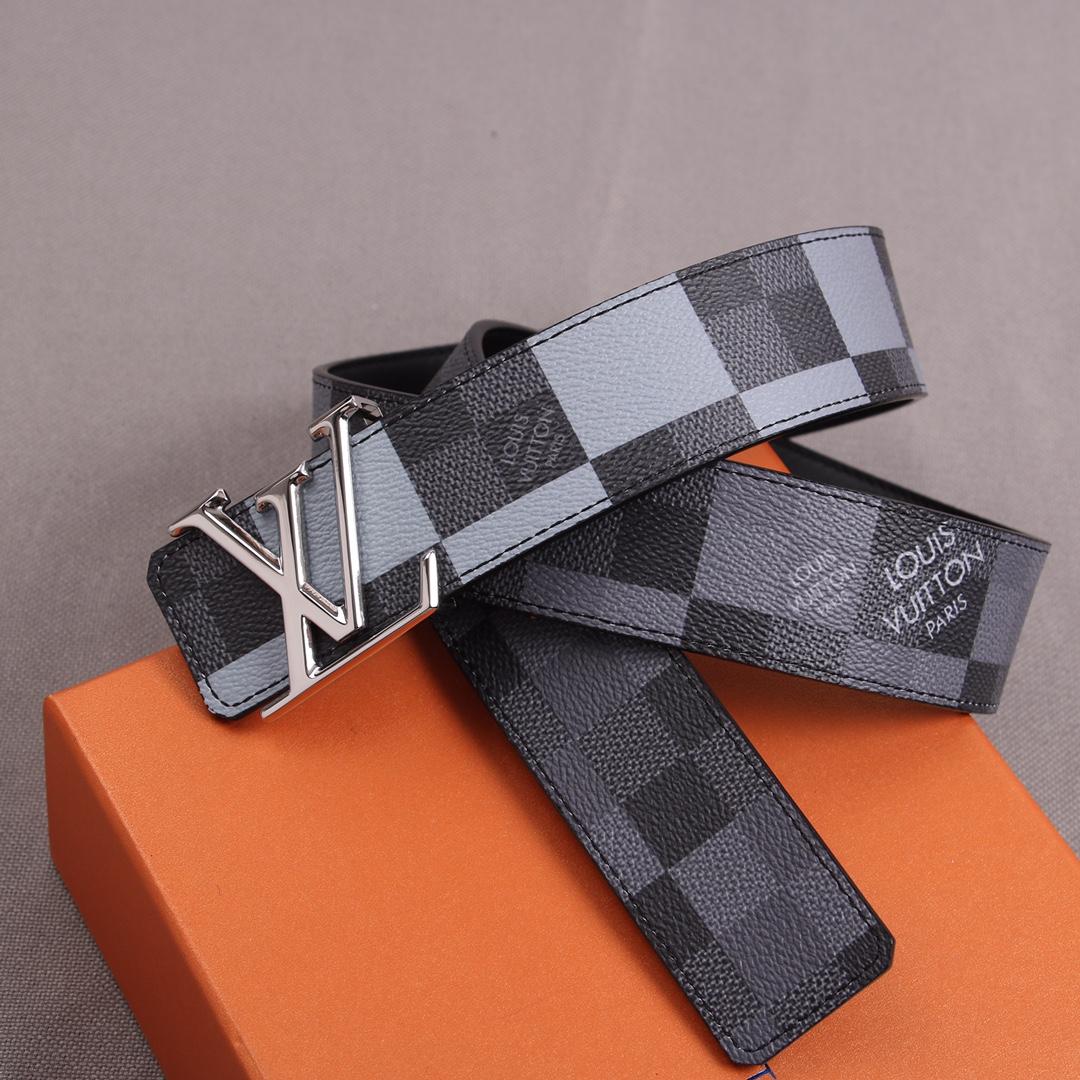 Louis Vuitton Reversible Belt LV Initiales - DopestKickz