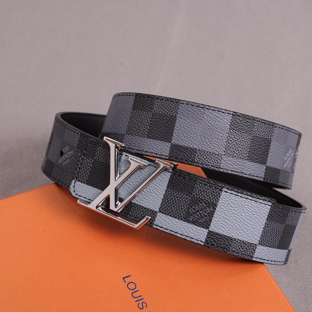 Louis Vuitton Reversible Belt LV Initiales - DopestKickz
