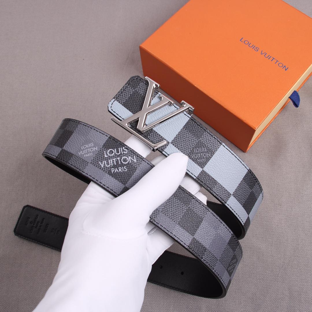 Louis Vuitton Reversible Belt LV Initiales - DopestKickz
