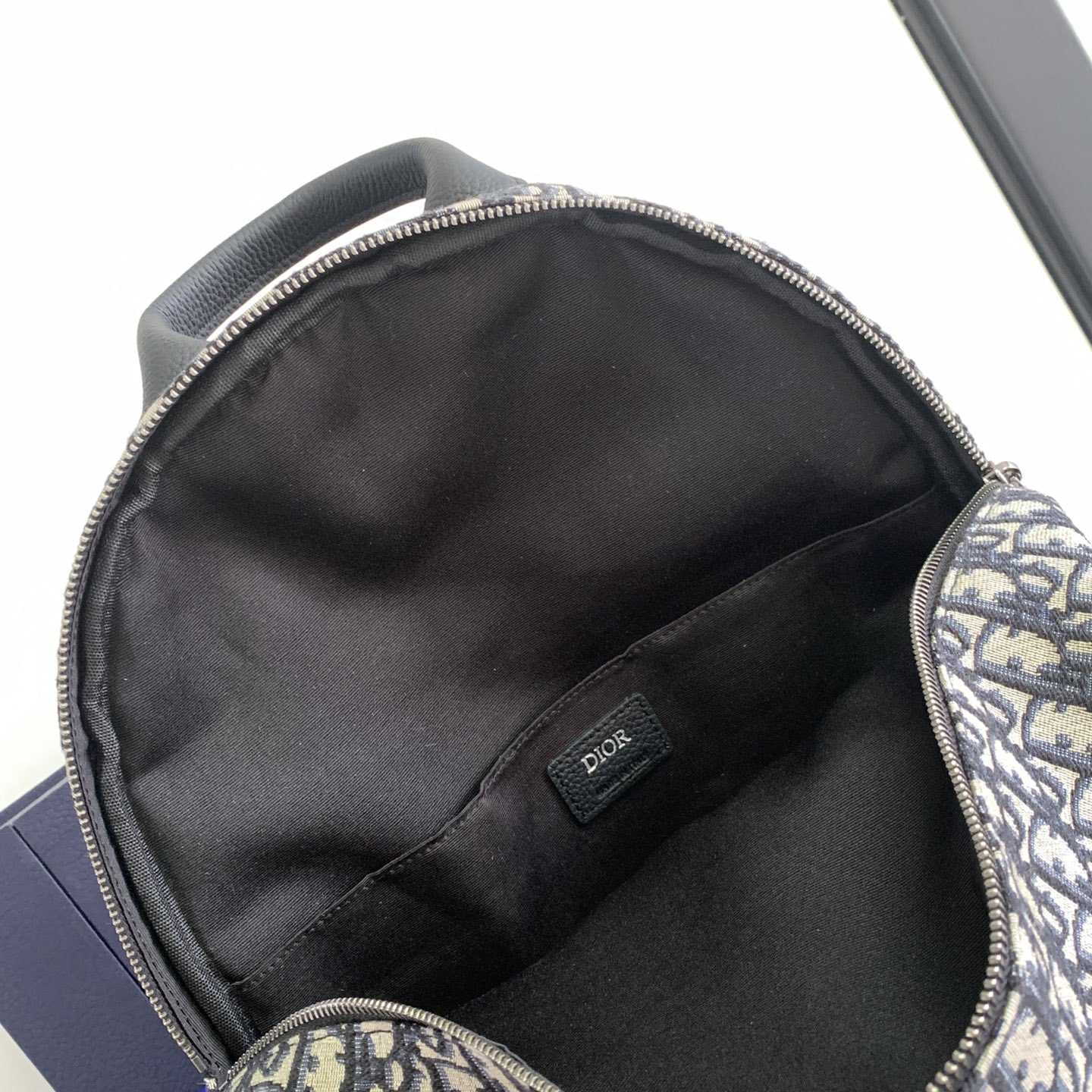 Dior 8 Backpack - DopestKickz