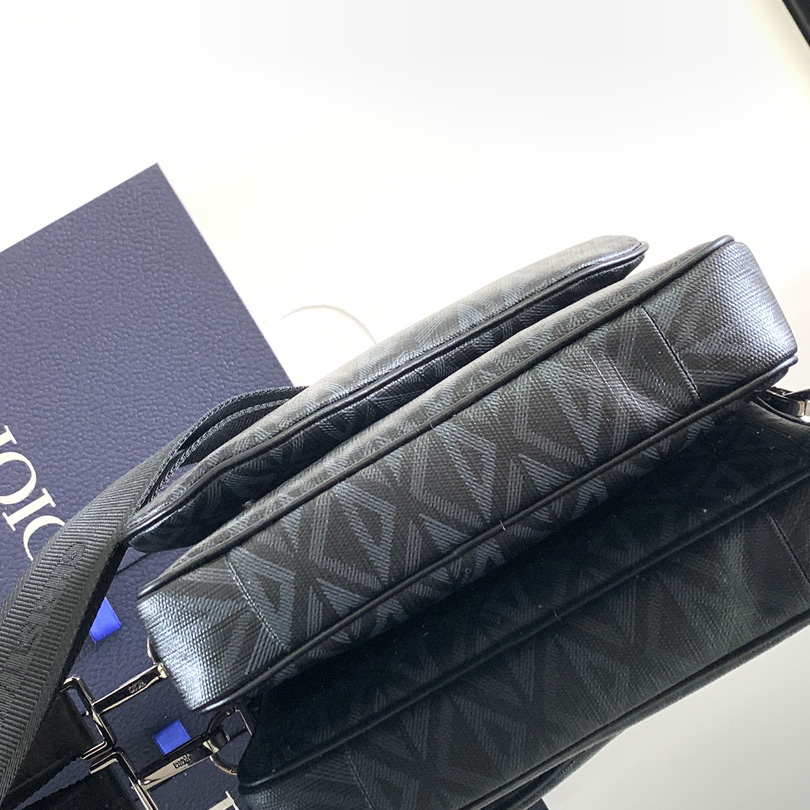 Dior Saddle Triple Pouch     - DopestKickz