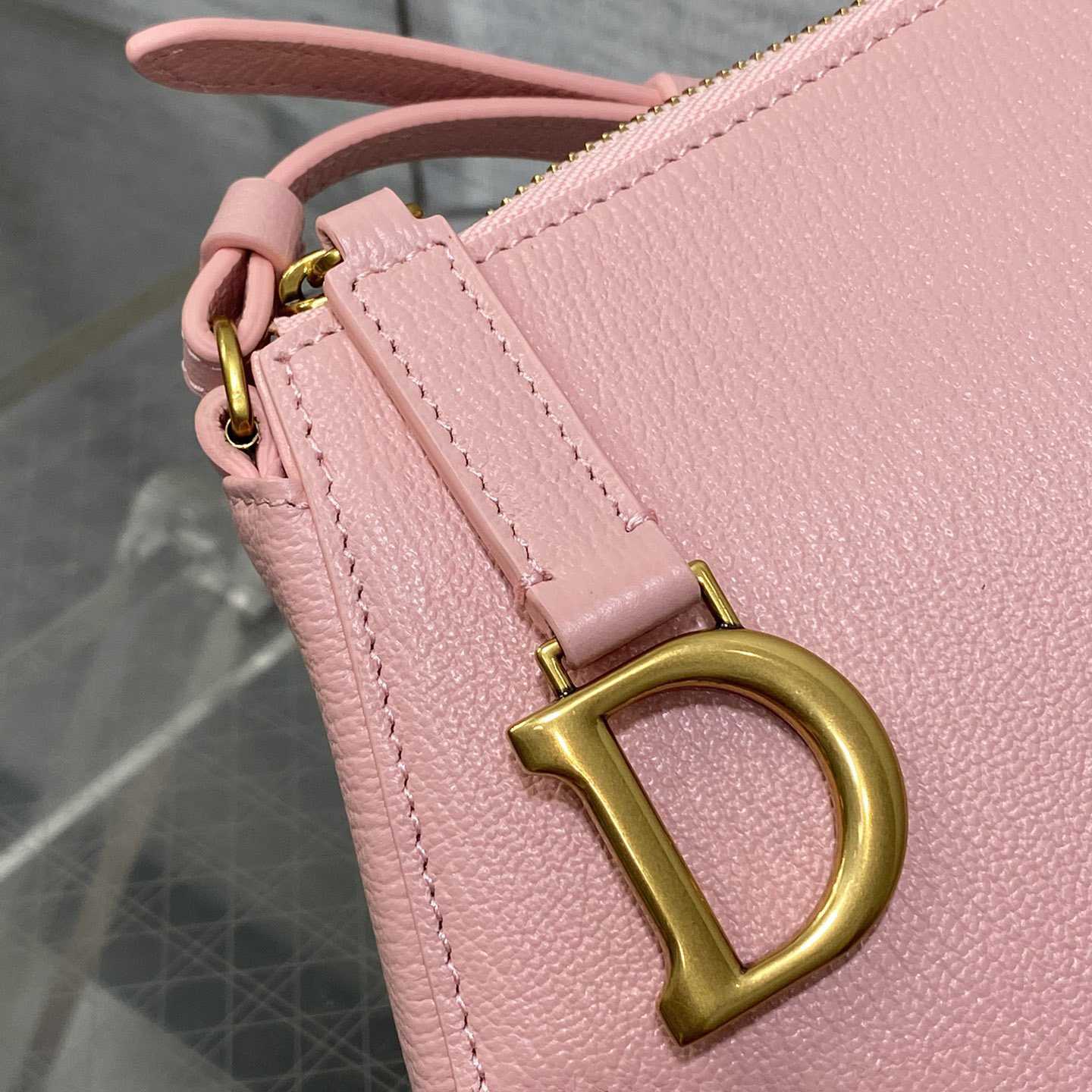 Dior Saddle Shoulder Pouch - DopestKickz