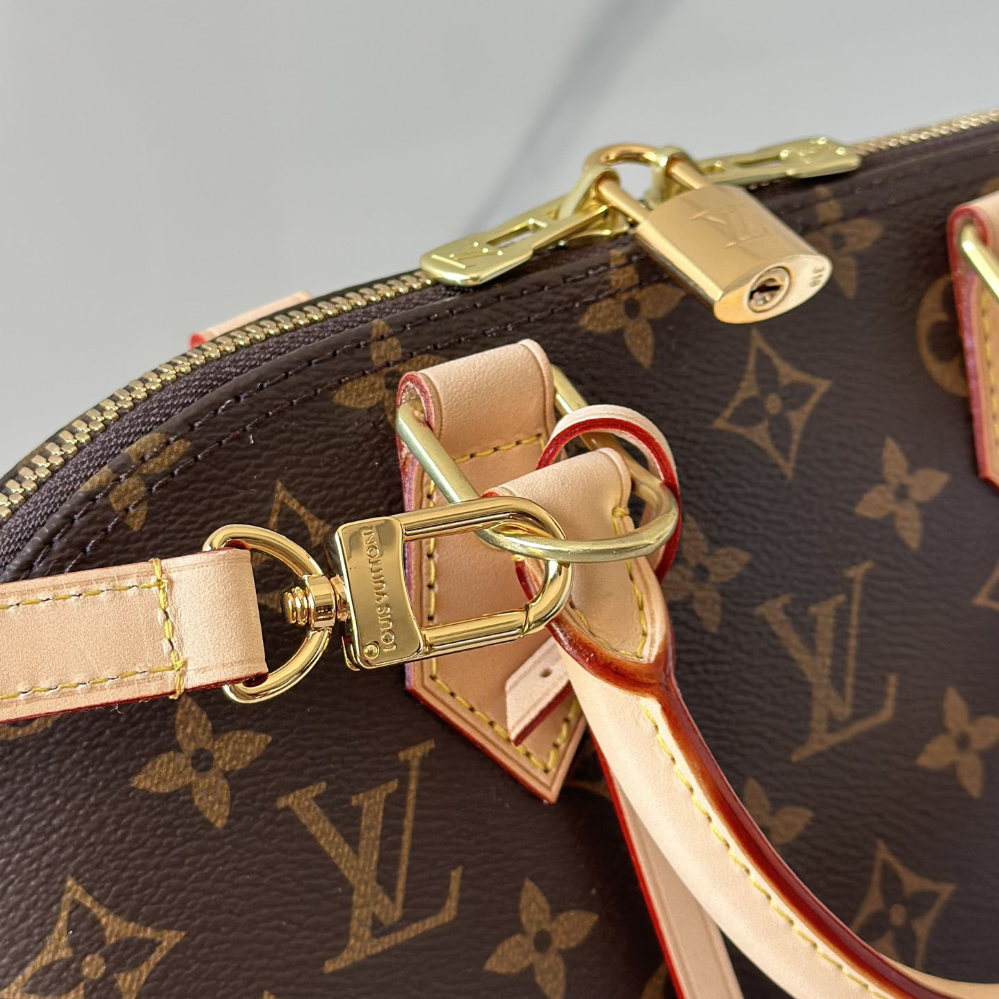 Louis Vuitton Alma PM     M53151 - DopestKickz