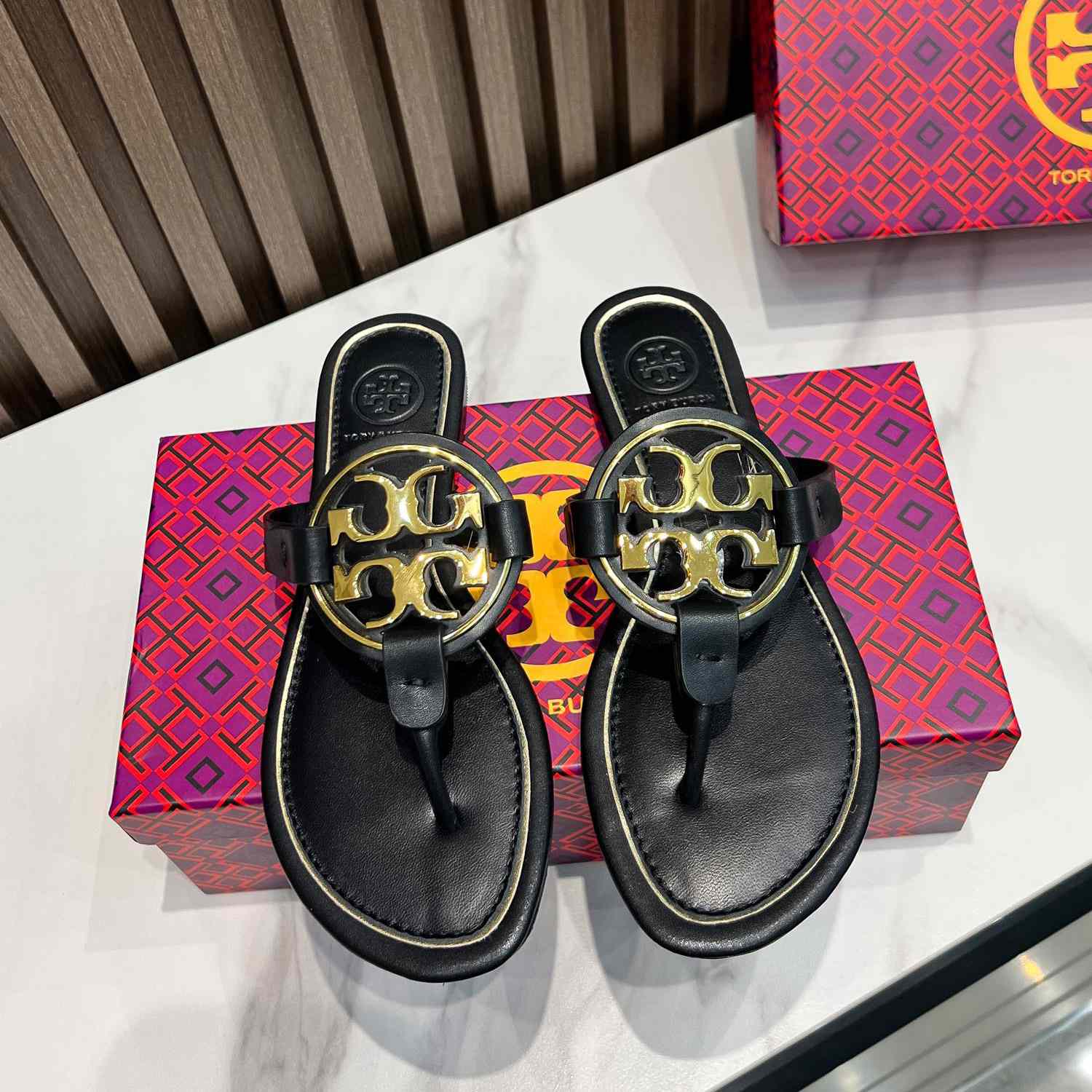 Tory Burch Leather Thong Sandals  - DopestKickz