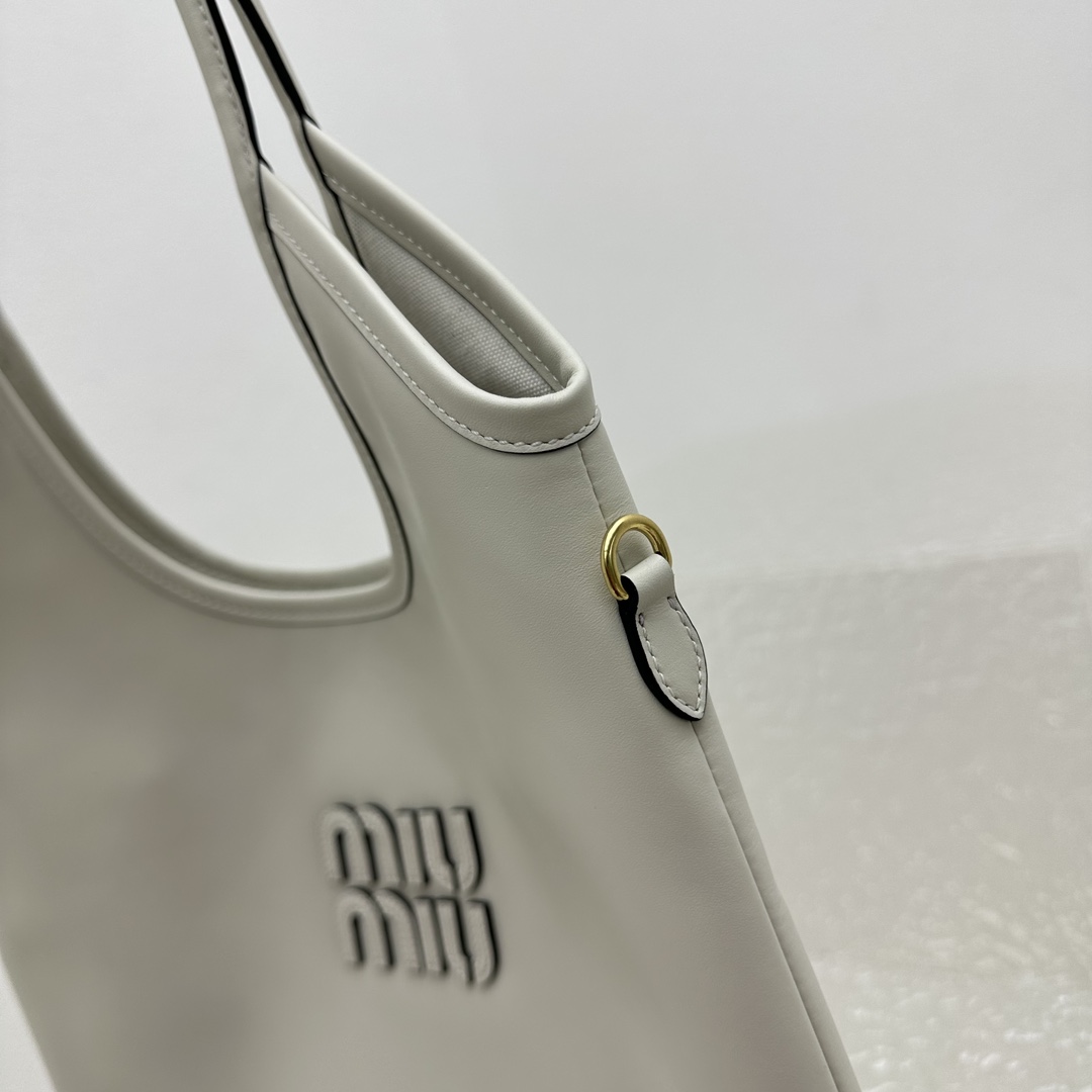 Miu Miu IVY Leather Bag - DopestKickz