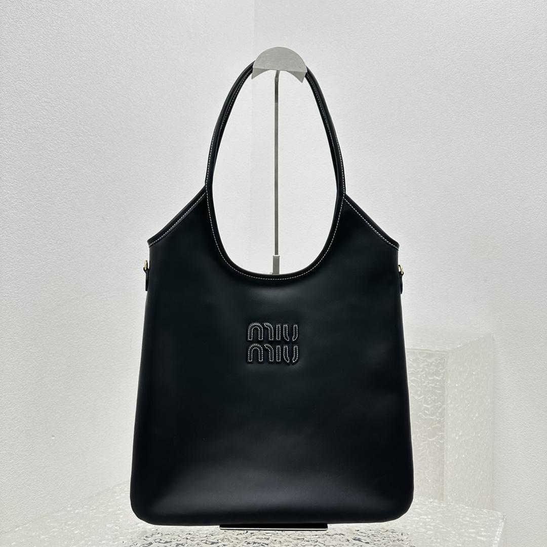 Miu Miu IVY Leather Bag - DopestKickz