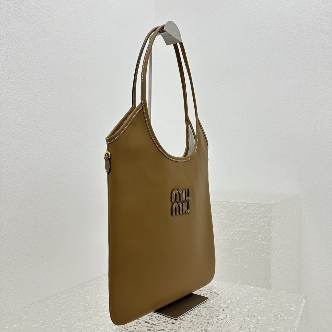 Miu Miu IVY Leather Bag - DopestKickz