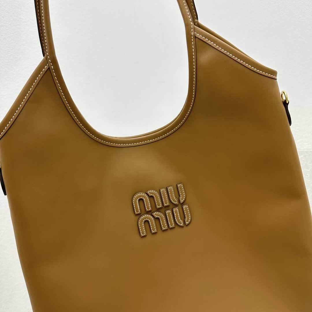 Miu Miu IVY Leather Bag - DopestKickz