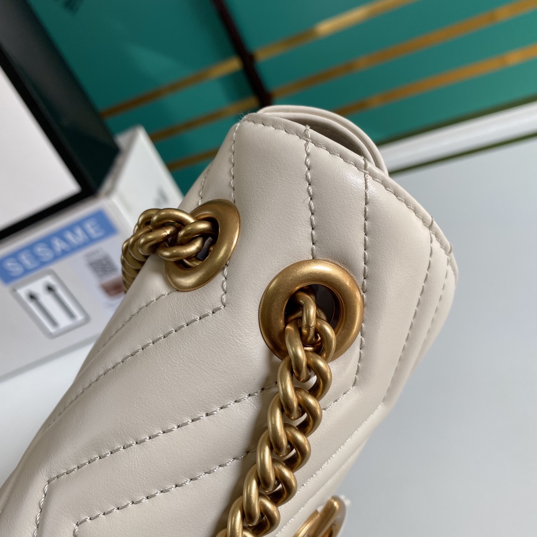 Gucci GG Marmont Matelassé Mini Bag - DopestKickz