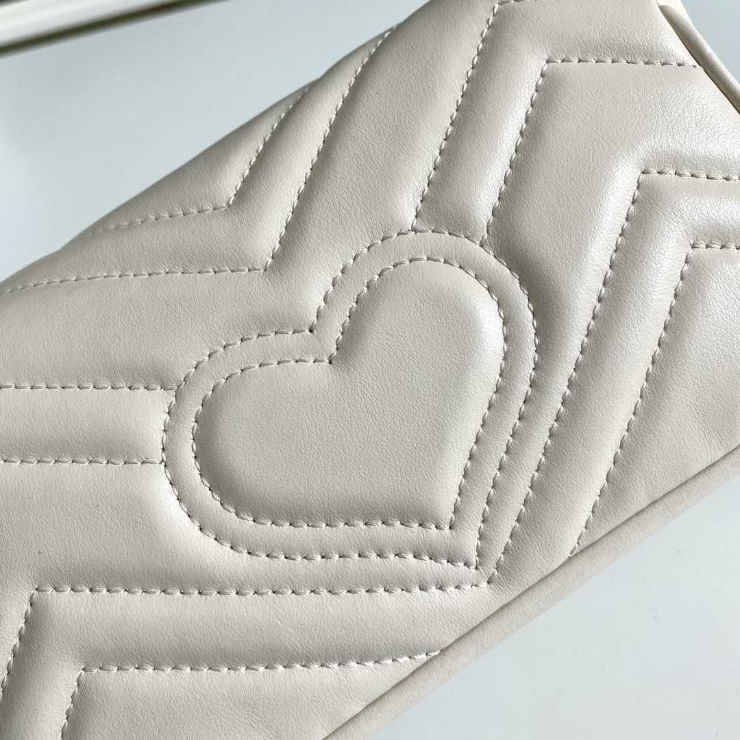 Gucci GG Marmont Super Mini Bag - DopestKickz