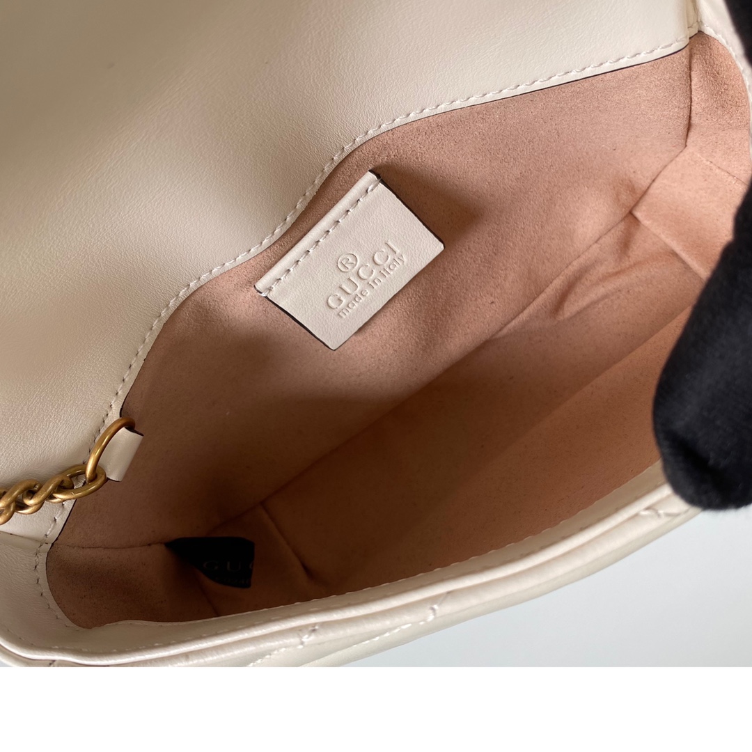 Gucci GG Marmont Super Mini Bag - DopestKickz