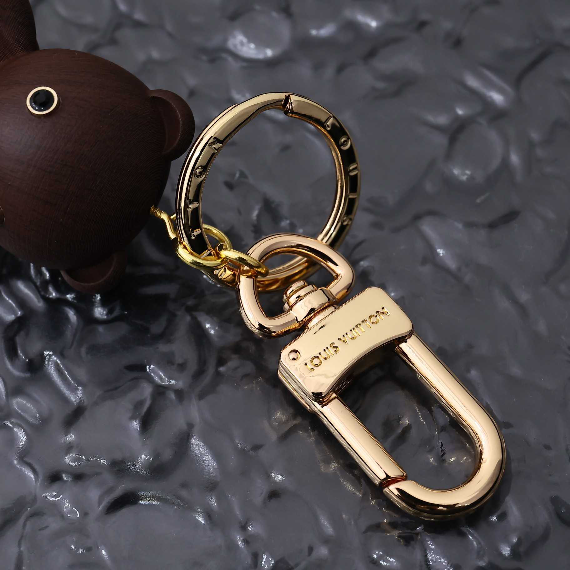 Louis Vuitton LV Teddy Bear Keyring And Bag Charm   M01360 - DopestKickz