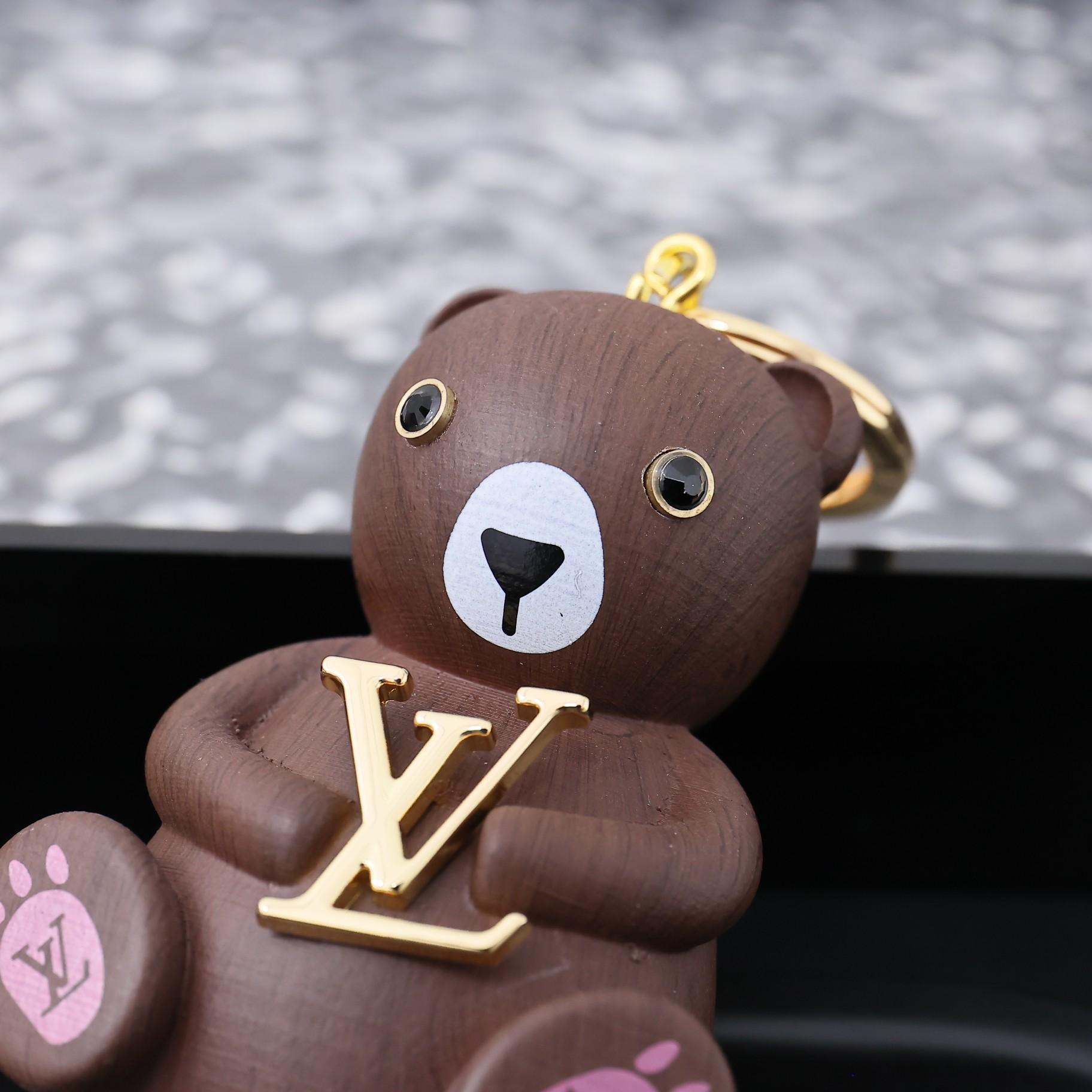 Louis Vuitton LV Teddy Bear Keyring And Bag Charm   M01360 - DopestKickz