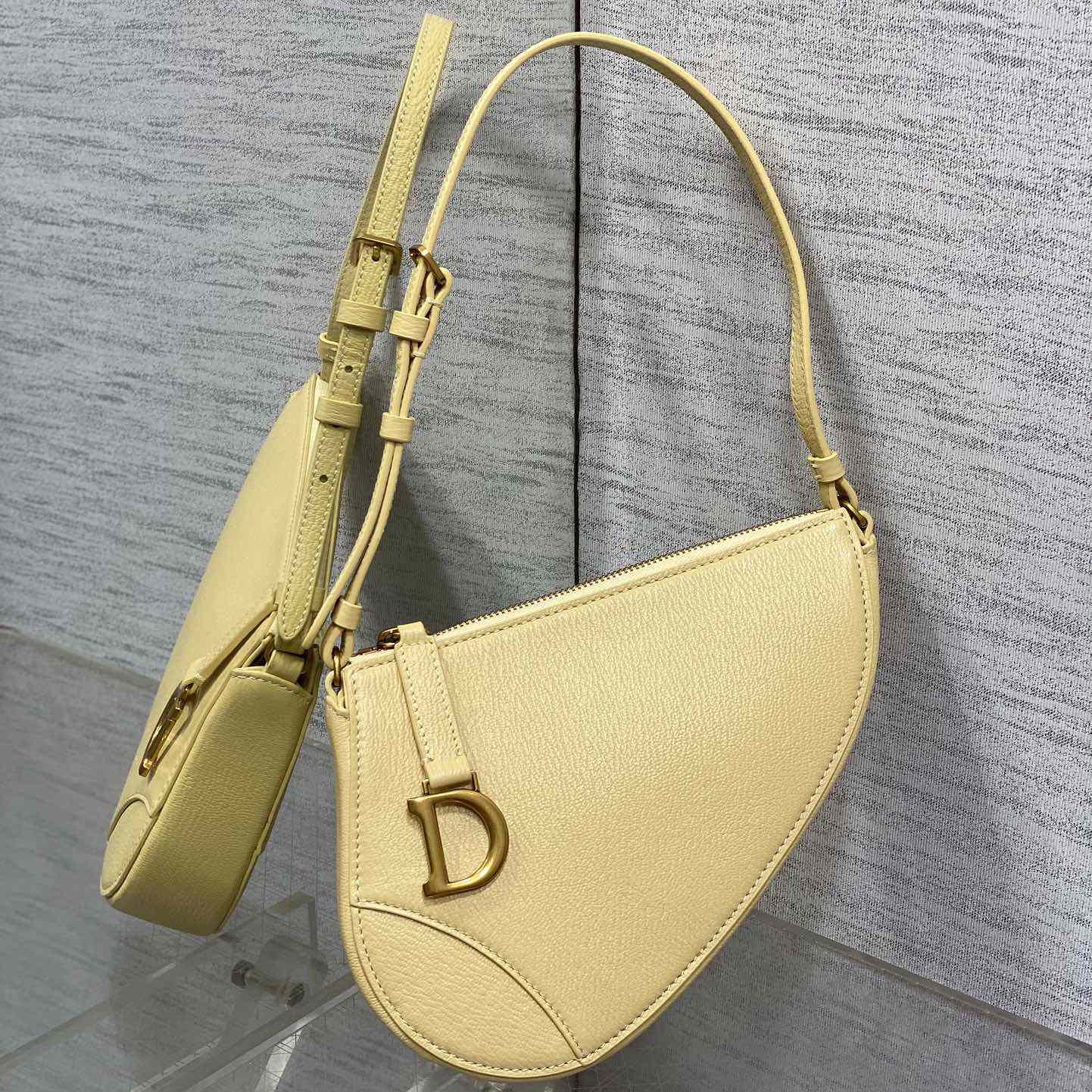 Dior Saddle Shoulder Pouch - DopestKickz