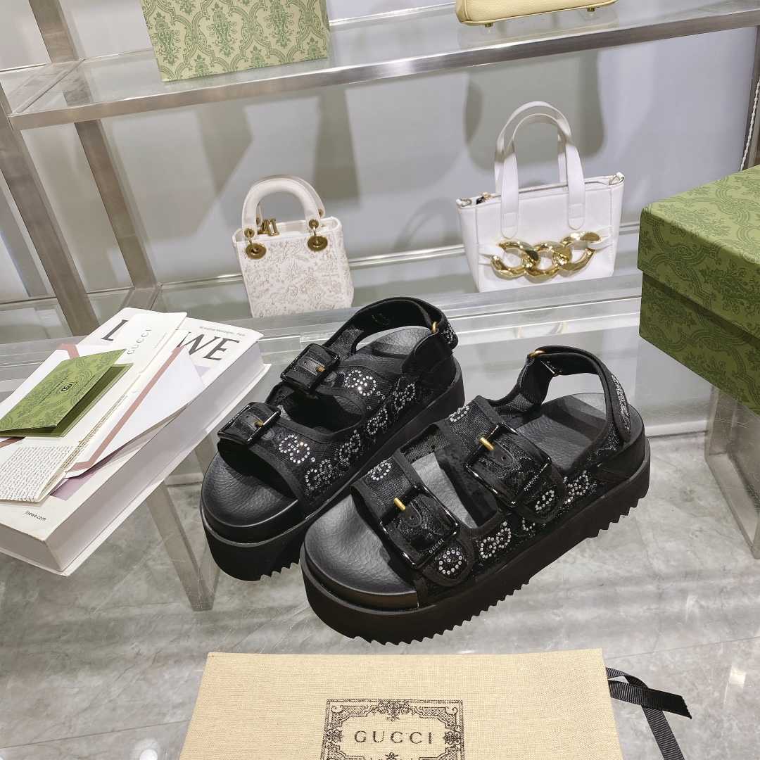Gucci Women's GG Sandal With Crystals - DopestKickz