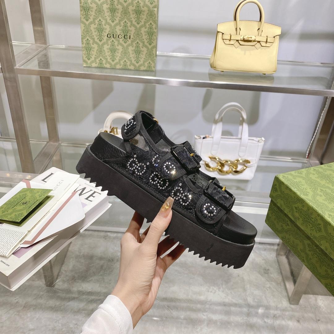 Gucci Women's GG Sandal With Crystals - DopestKickz