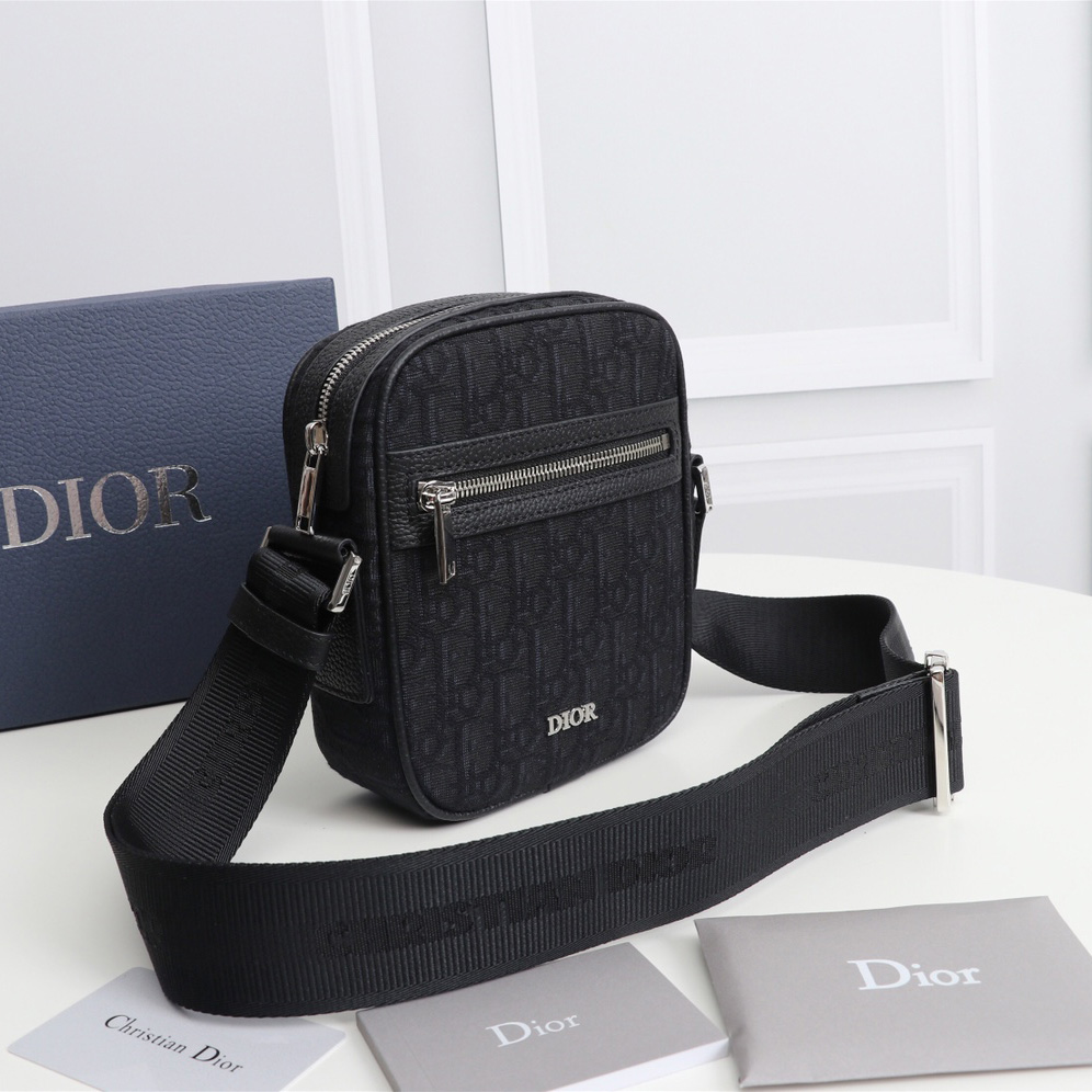 Dior Obique Messengers Bag(14.5- 18-6cm)  - DopestKickz