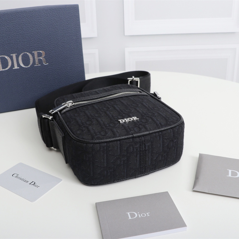 Dior Obique Messengers Bag(14.5- 18-6cm)  - DopestKickz
