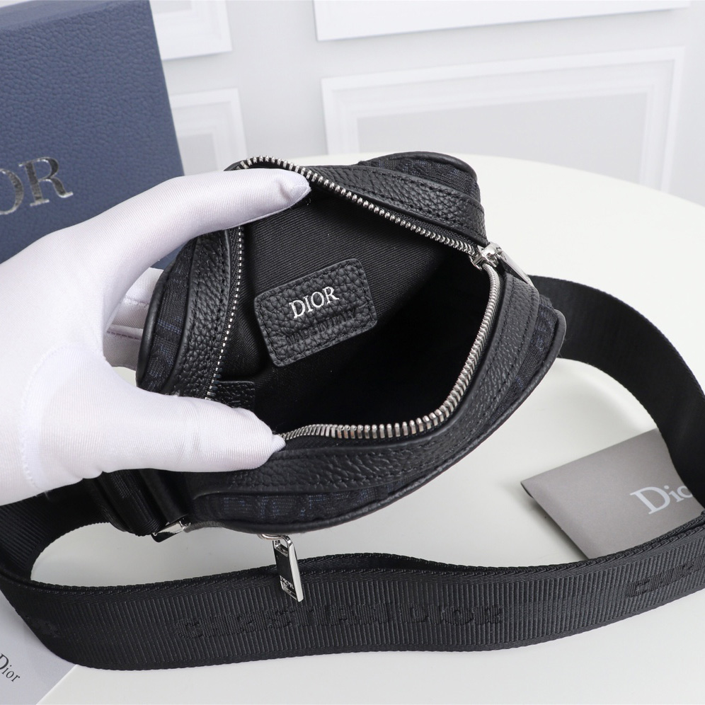 Dior Obique Messengers Bag(14.5- 18-6cm)  - DopestKickz