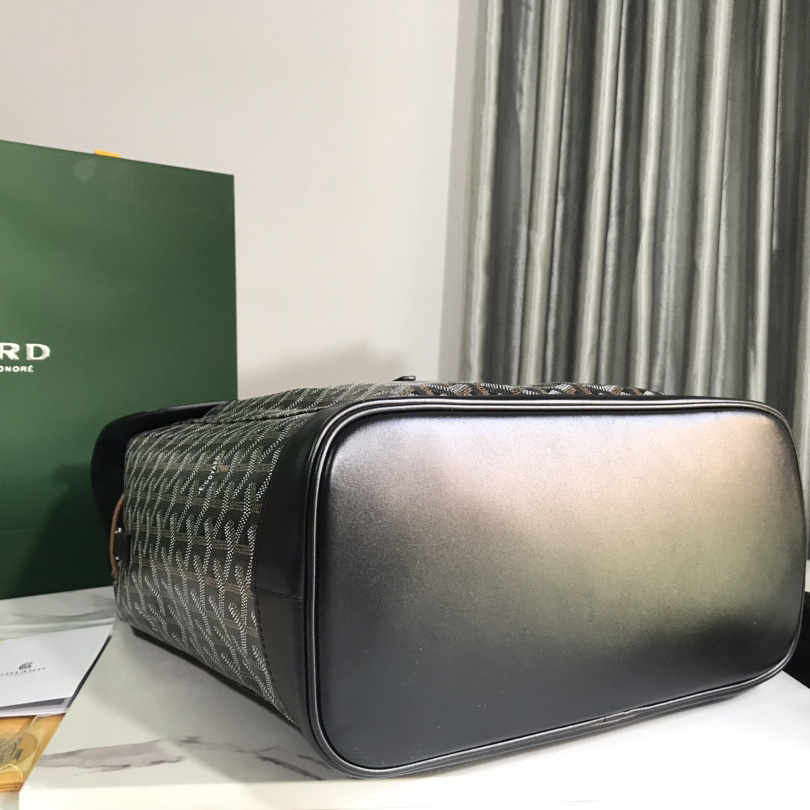 Goyard Alpin MM Backpack - DopestKickz