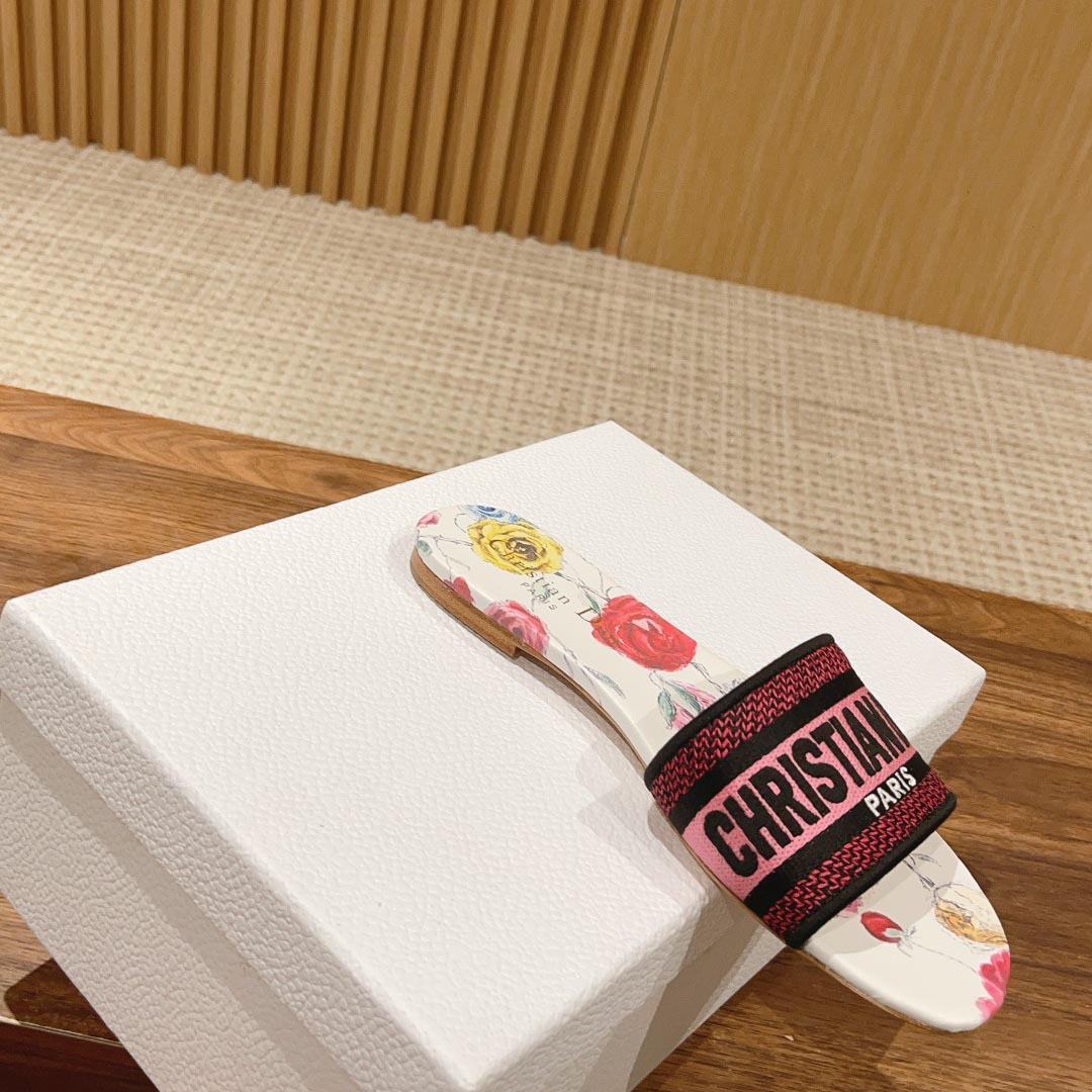 Dior Dway Slide - DopestKickz