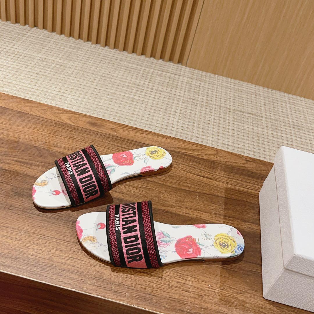 Dior Dway Slide - DopestKickz