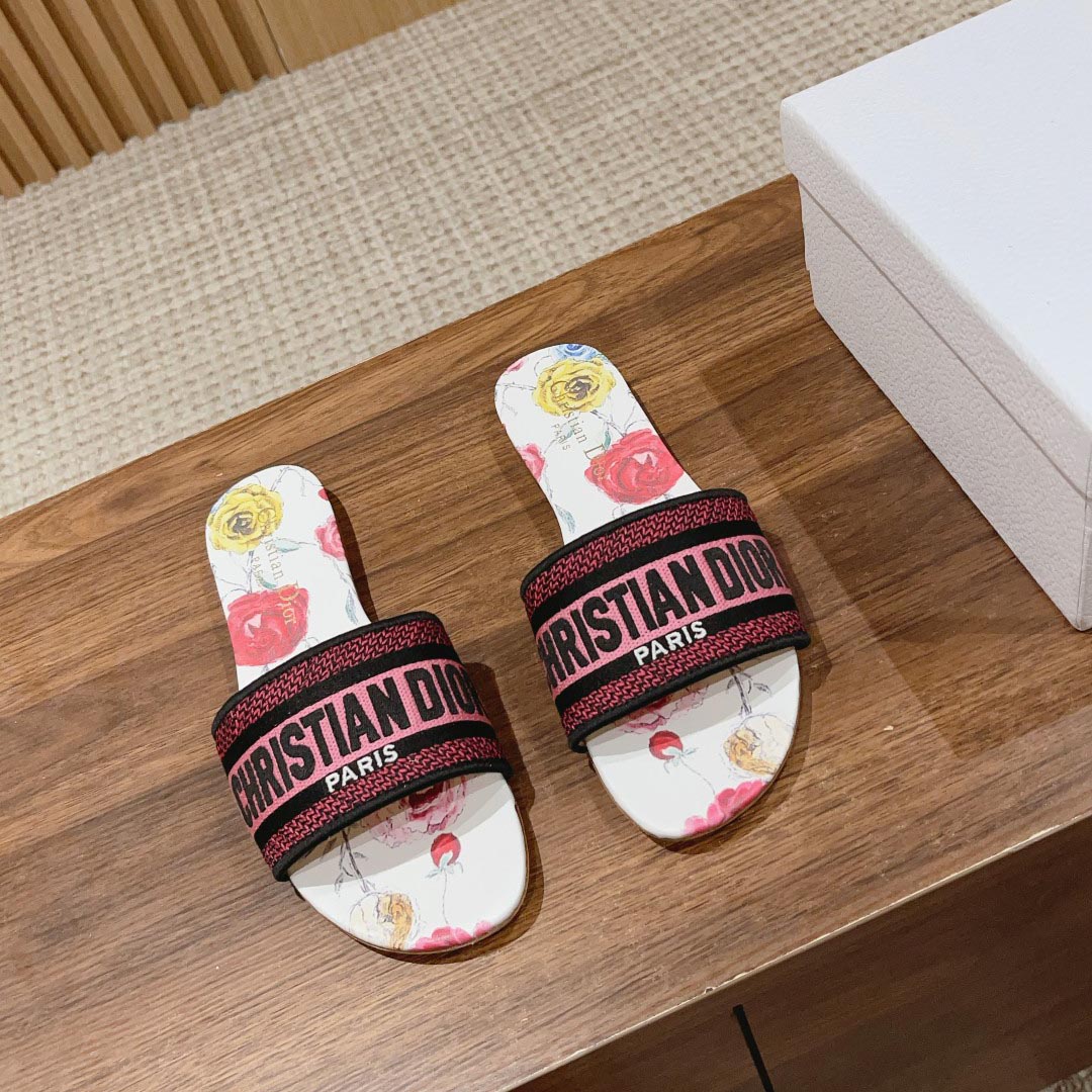 Dior Dway Slide - DopestKickz