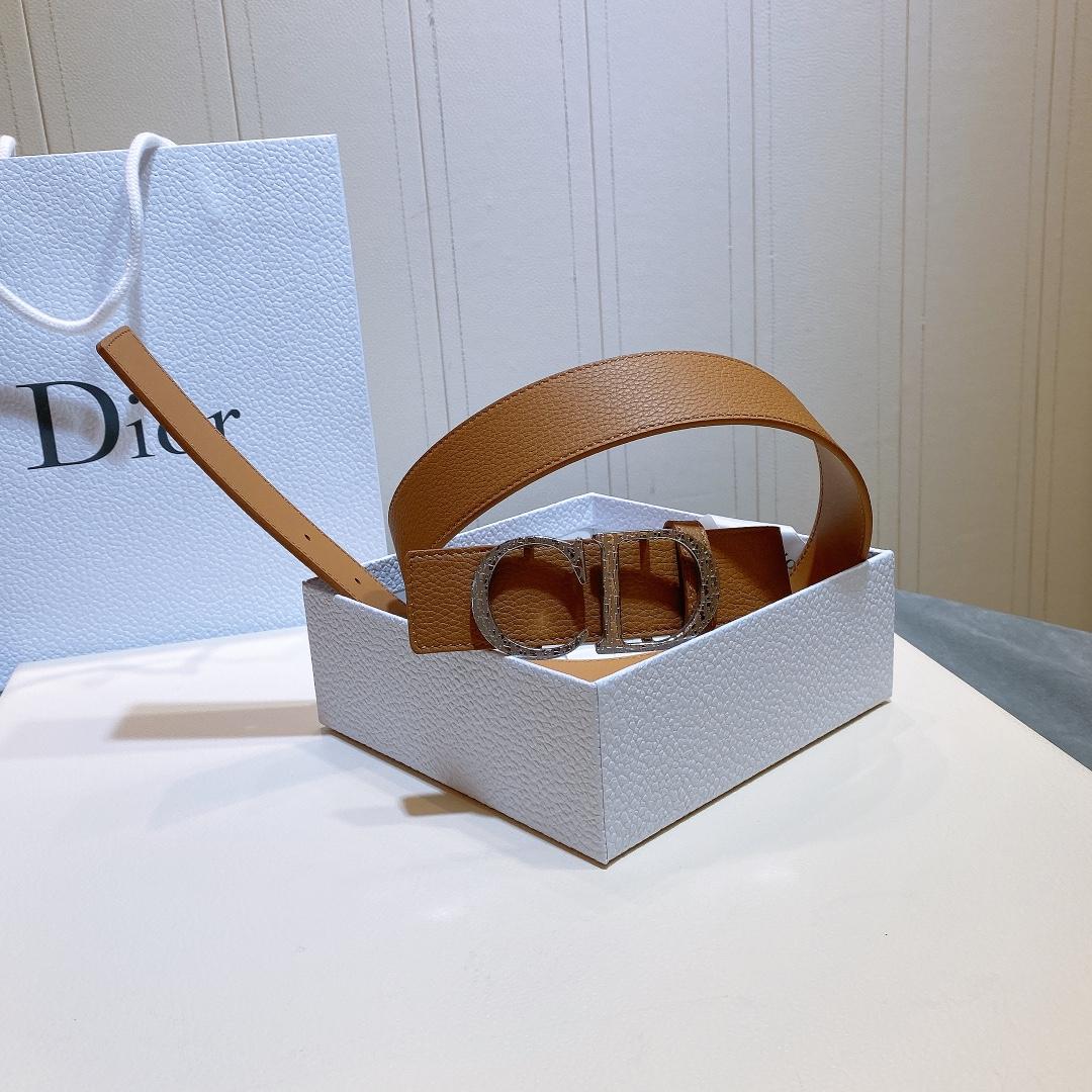 Dior Reversible Saddle Belt - DopestKickz