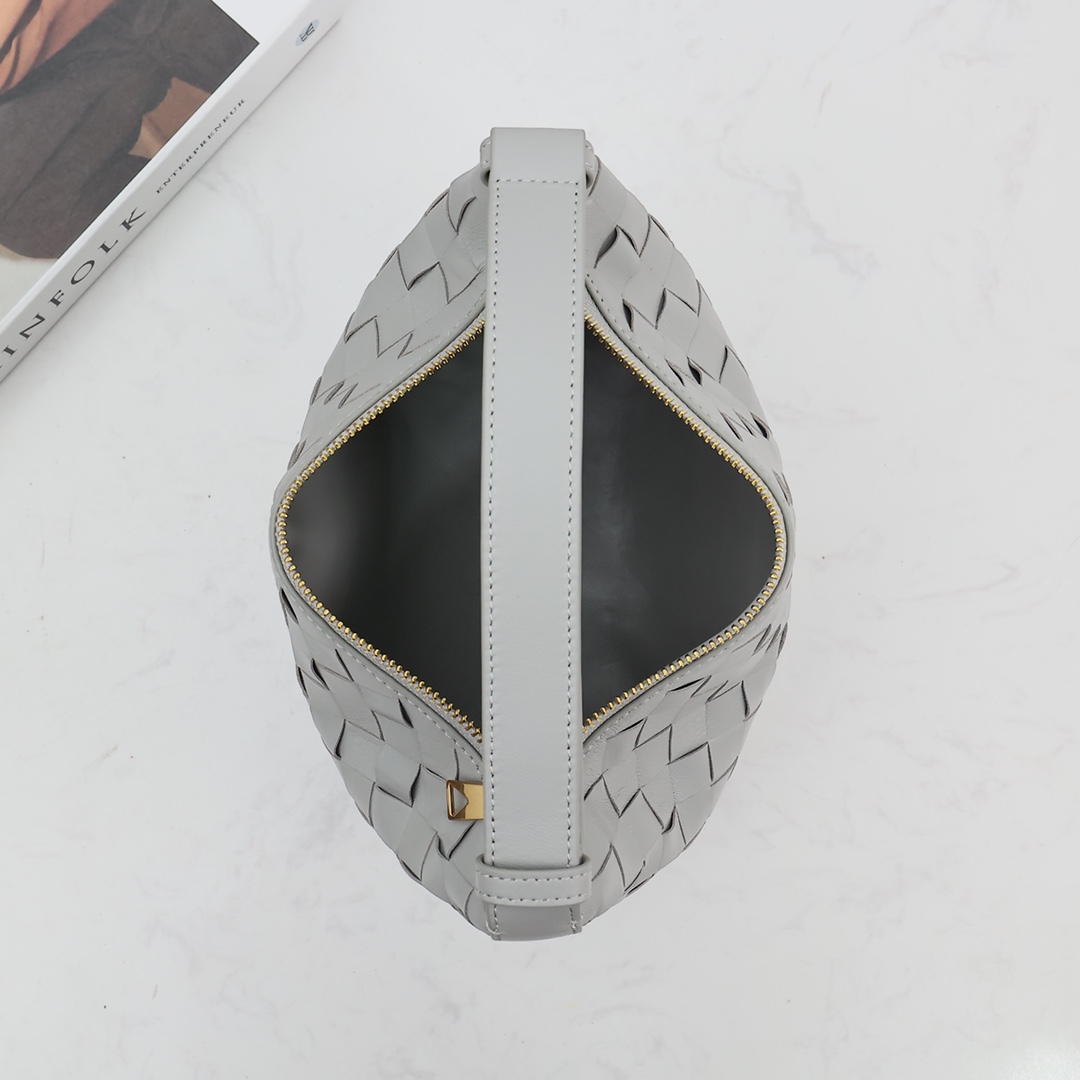 Bottega Veneta Mini Wallace (20*13*9.5CM) - DopestKickz