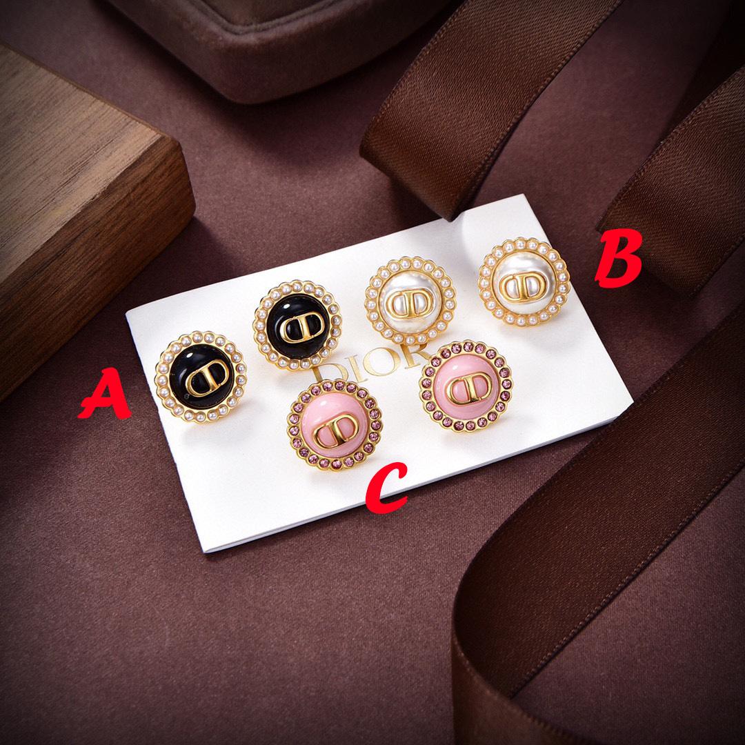 Dior Petit CD Baroque Stud Earrings - DopestKickz