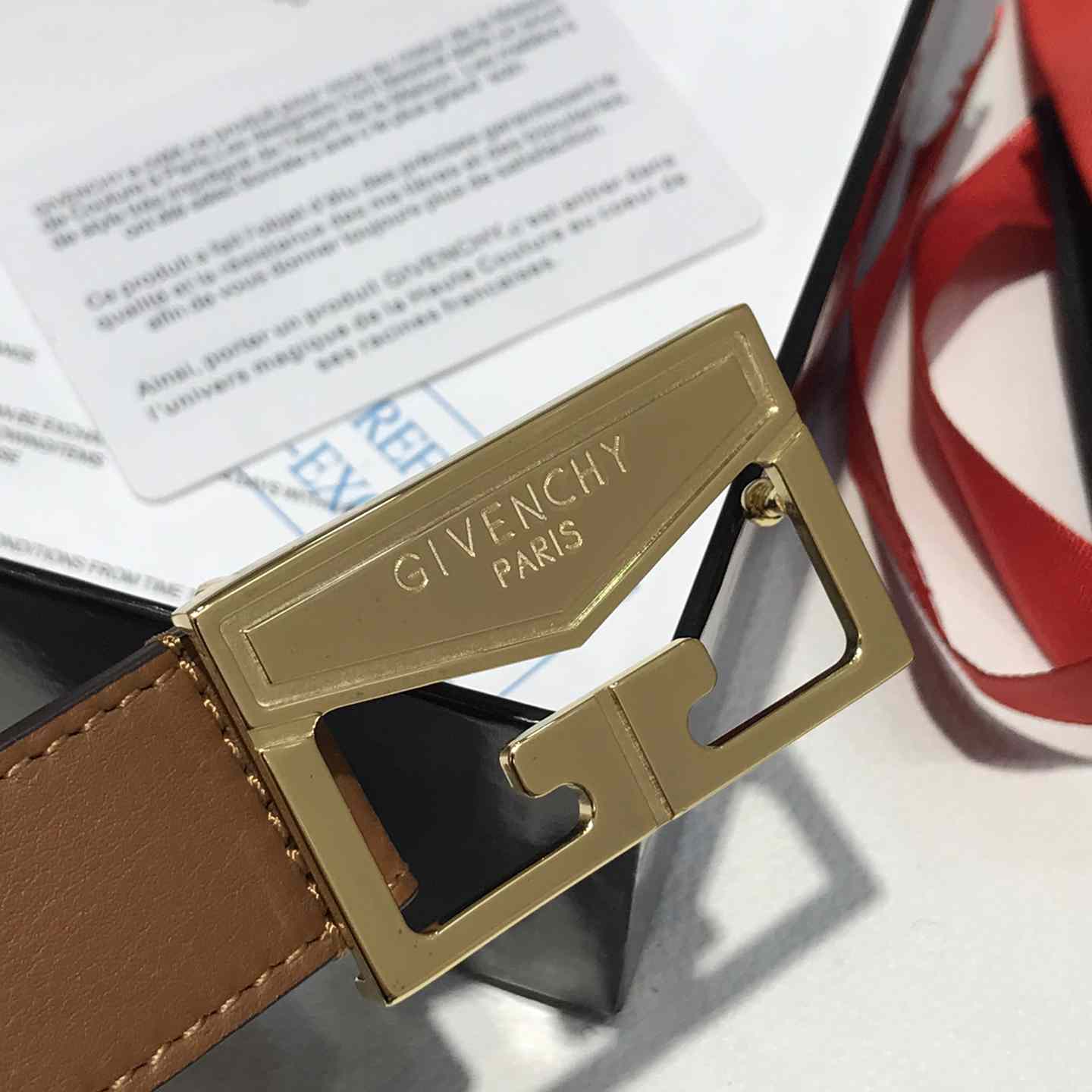 Givenchy  Leather Belt      30mm - DopestKickz