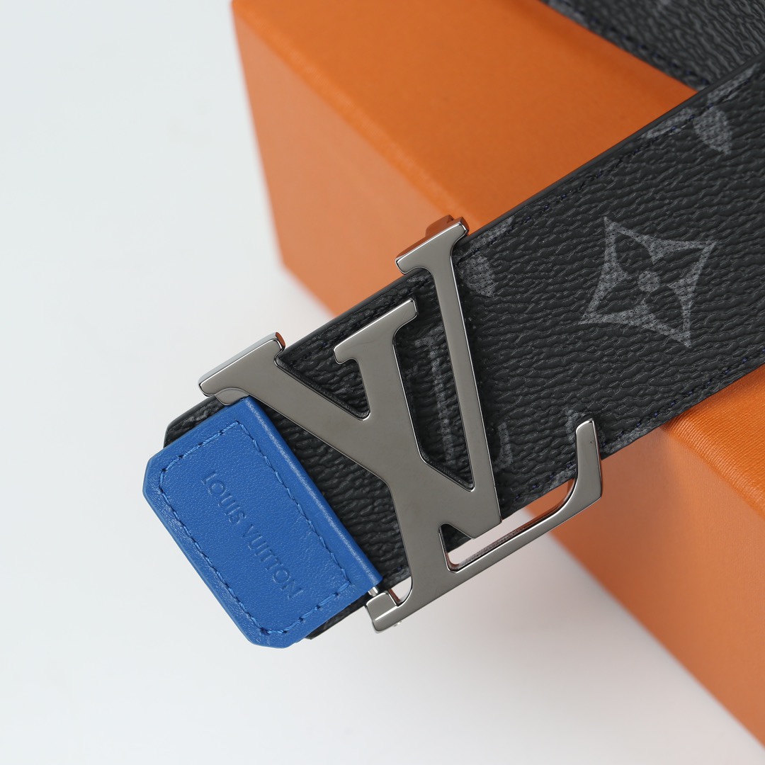 Louis Vuitton LV Tag 40MM Reversible Belt    M0720V - DopestKickz