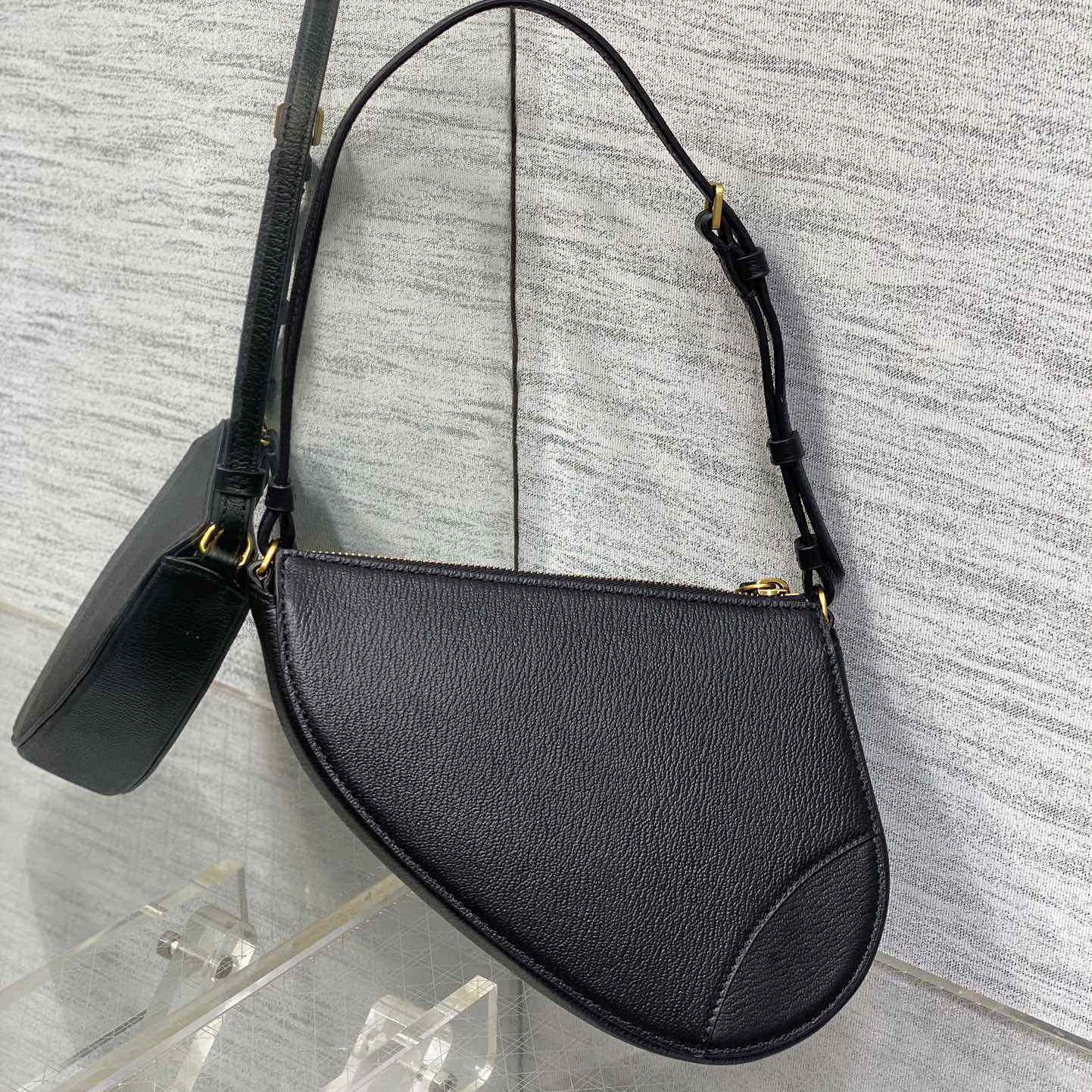 Dior Saddle Shoulder Pouch - DopestKickz