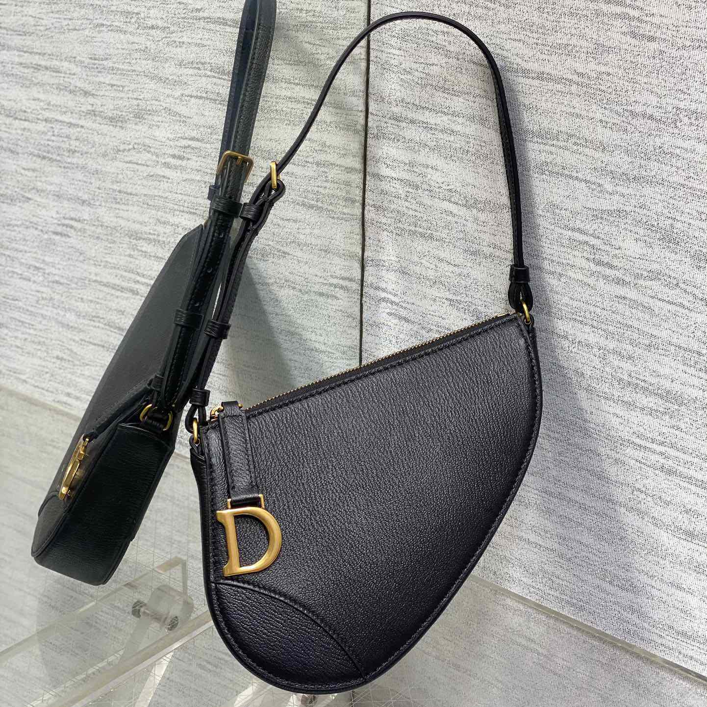 Dior Saddle Shoulder Pouch - DopestKickz