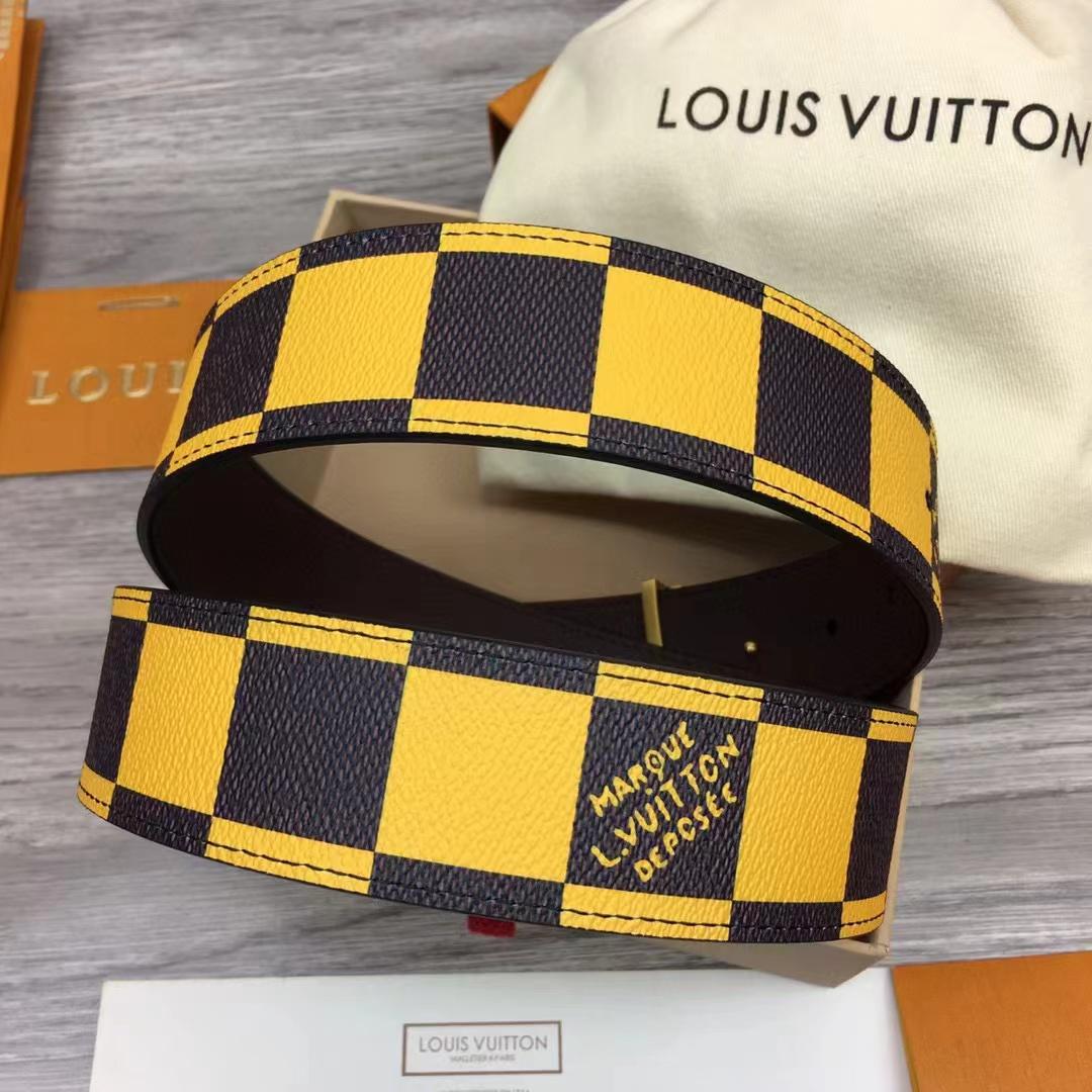 Louis Vuitton LV Initiales 40mm Reversible Belt     M8546U - DopestKickz