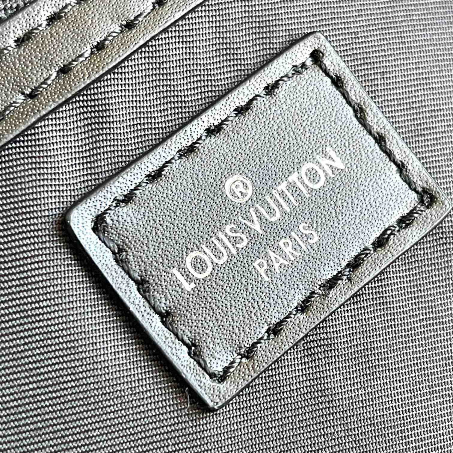 Louis Vuitton Keepall Bandoulière 50   M23771 - DopestKickz