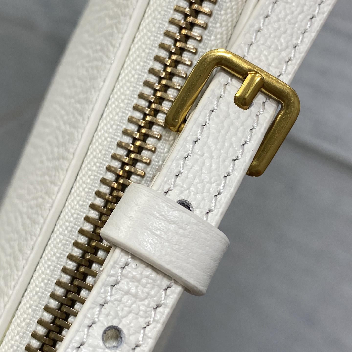 Dior Saddle Shoulder Pouch - DopestKickz