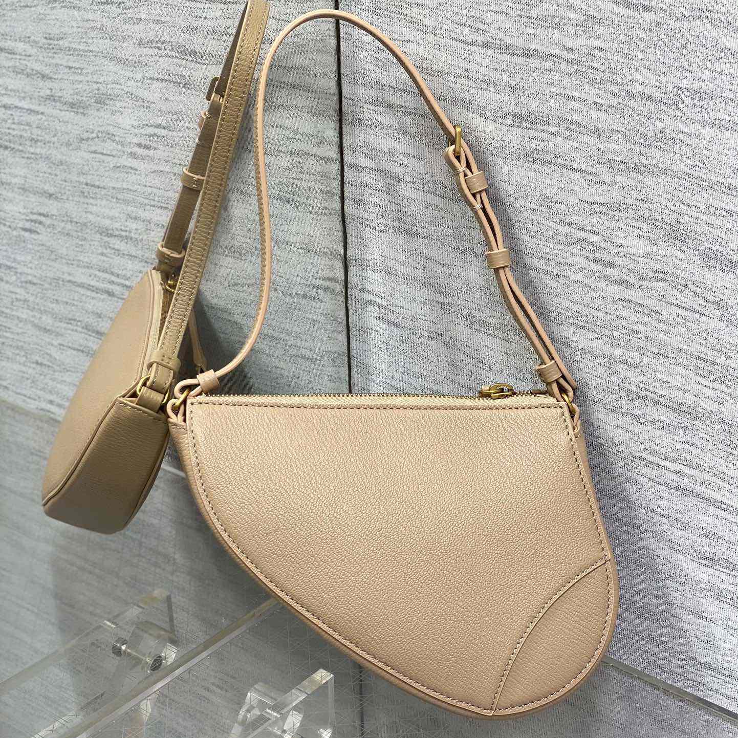 Dior Saddle Shoulder Pouch - DopestKickz
