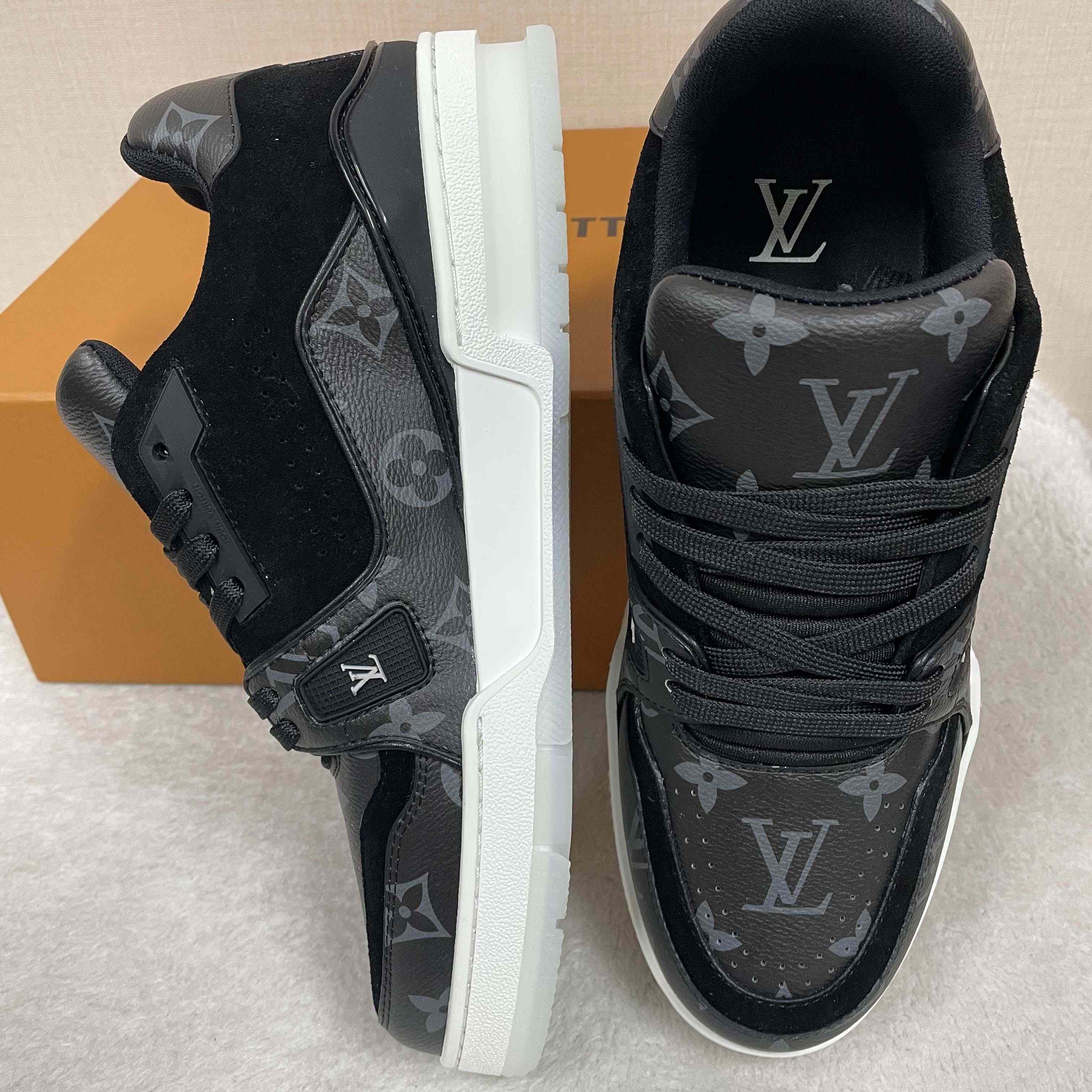Louis Vuitton LV Trainer Sneaker  1A8PU8   - DopestKickz