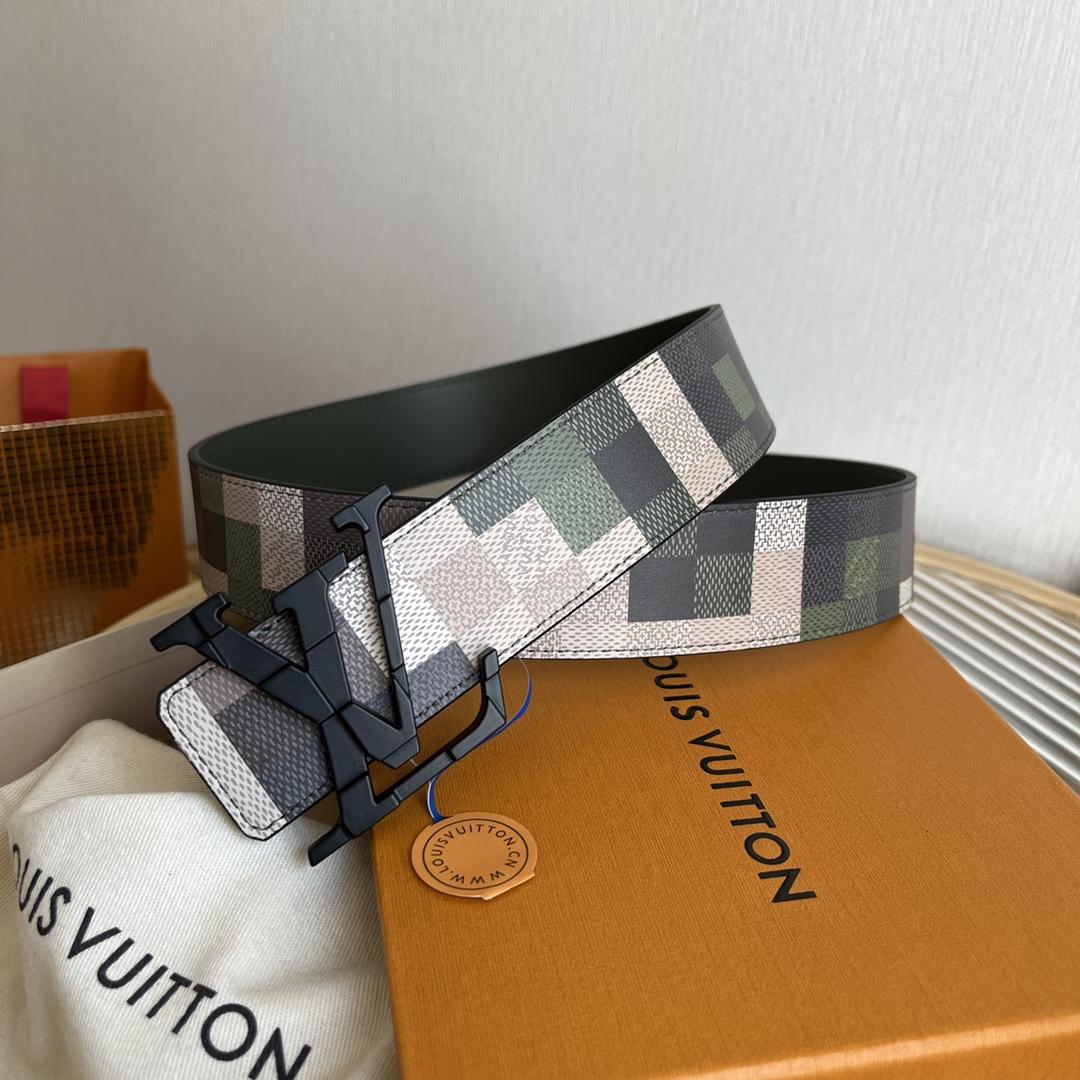 Louis Vuitton LV Mega Pixel 40mm Reversible Belt - DopestKickz