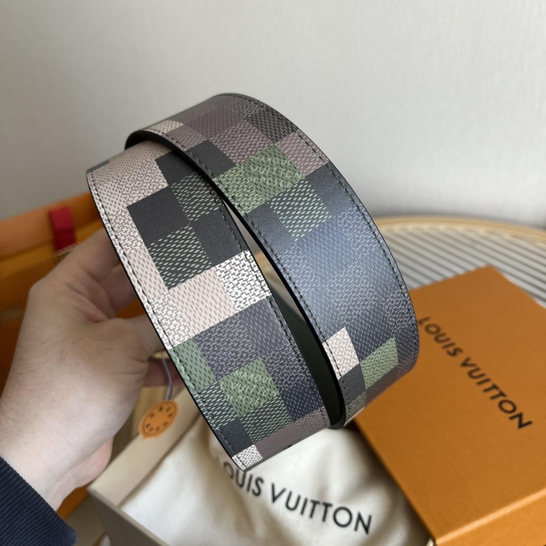 Louis Vuitton LV Mega Pixel 40mm Reversible Belt - DopestKickz