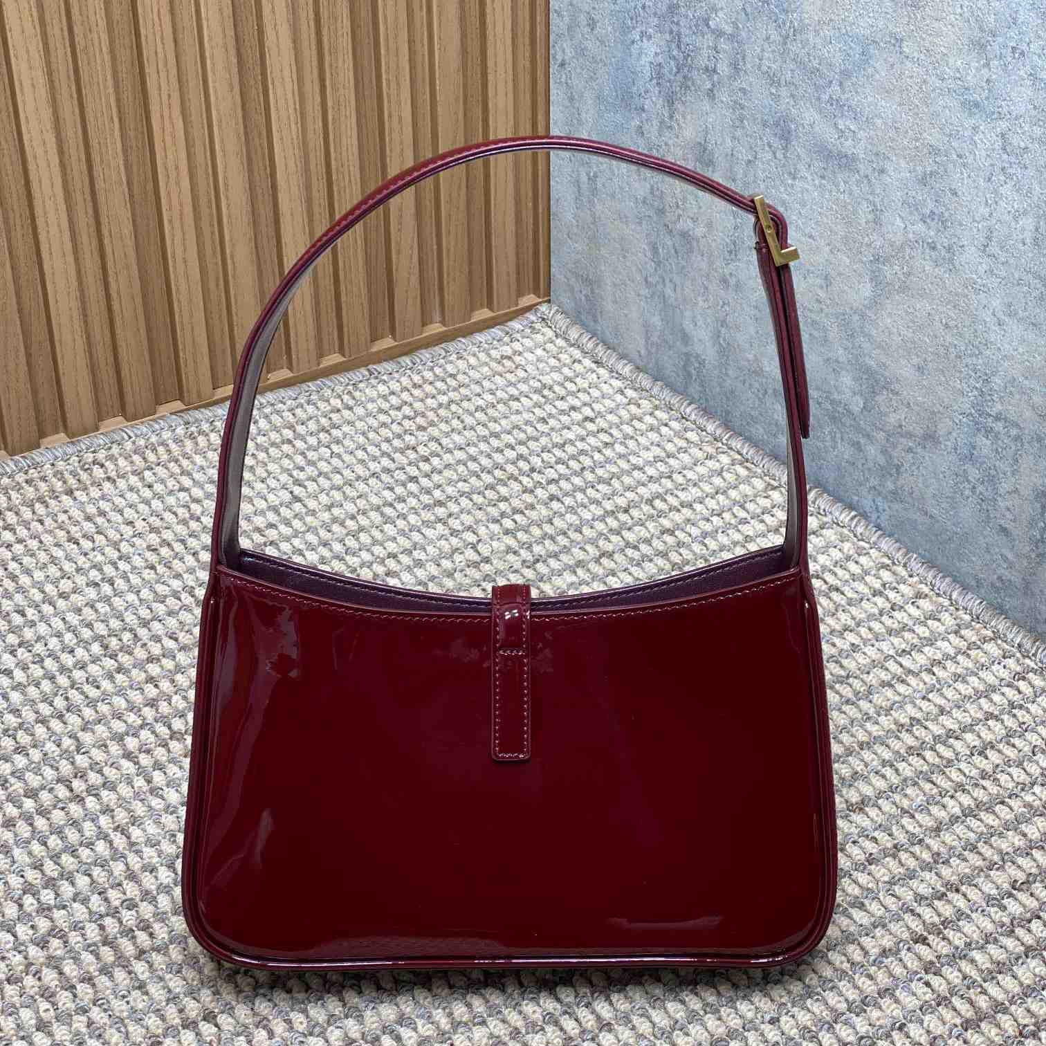 Saint Laurent Le 5 À 7 In Patent Leather - DopestKickz