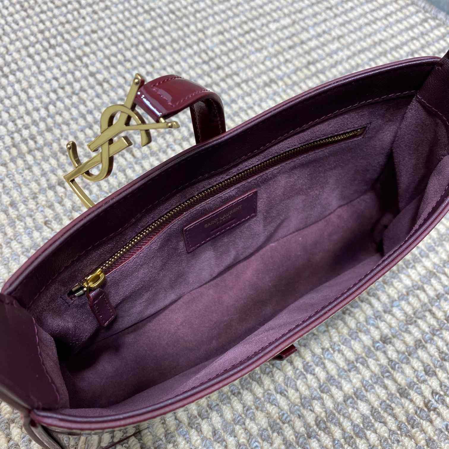 Saint Laurent Le 5 À 7 In Patent Leather - DopestKickz