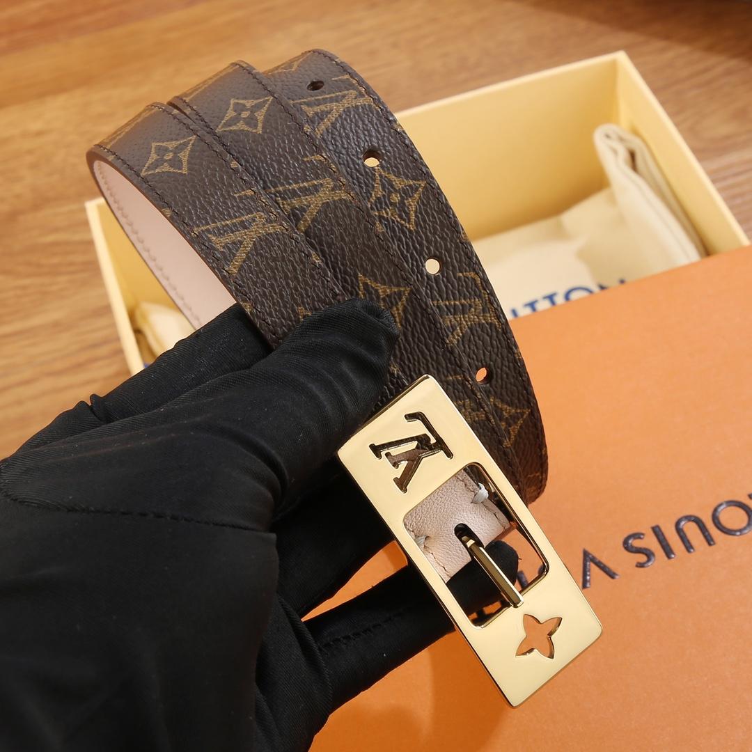 Louis Vuitton LV Duo 18MM Reversible Belt    M8370W - DopestKickz