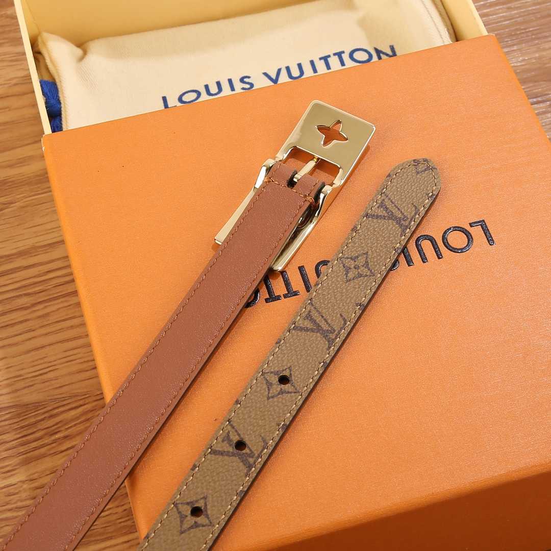 Louis Vuitton LV Duo 18MM Reversible Belt    M8369W - DopestKickz