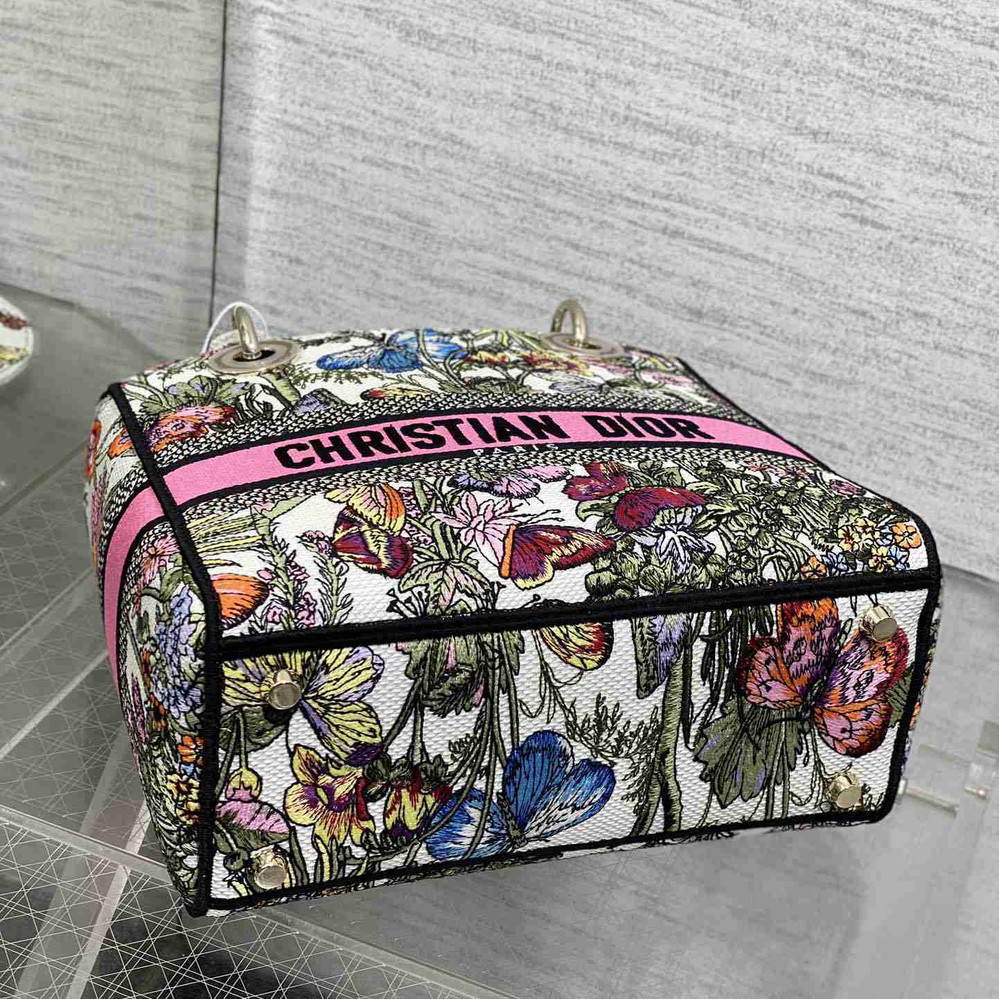 Dior Medium Lady D-Lite Bag - DopestKickz